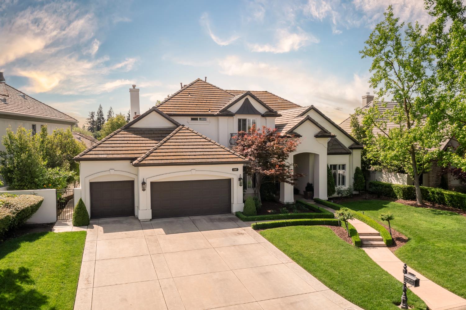 2547 W Lake Van Ness Circle, Fresno CA 93711
