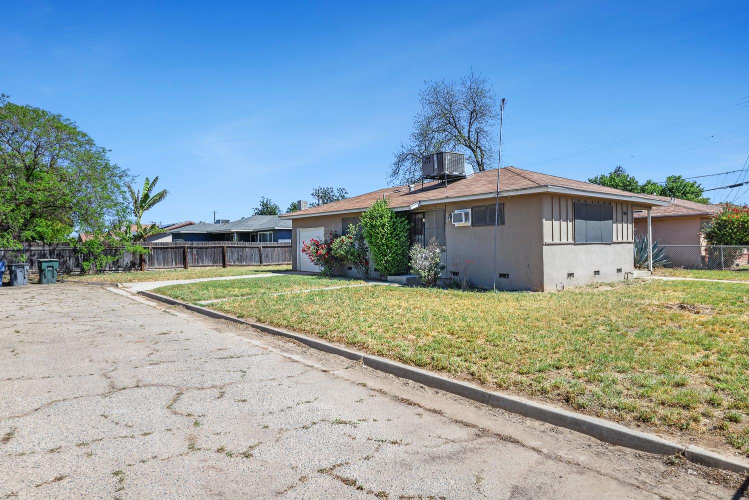 1407 E Church Avenue, Fresno, CA, 93706