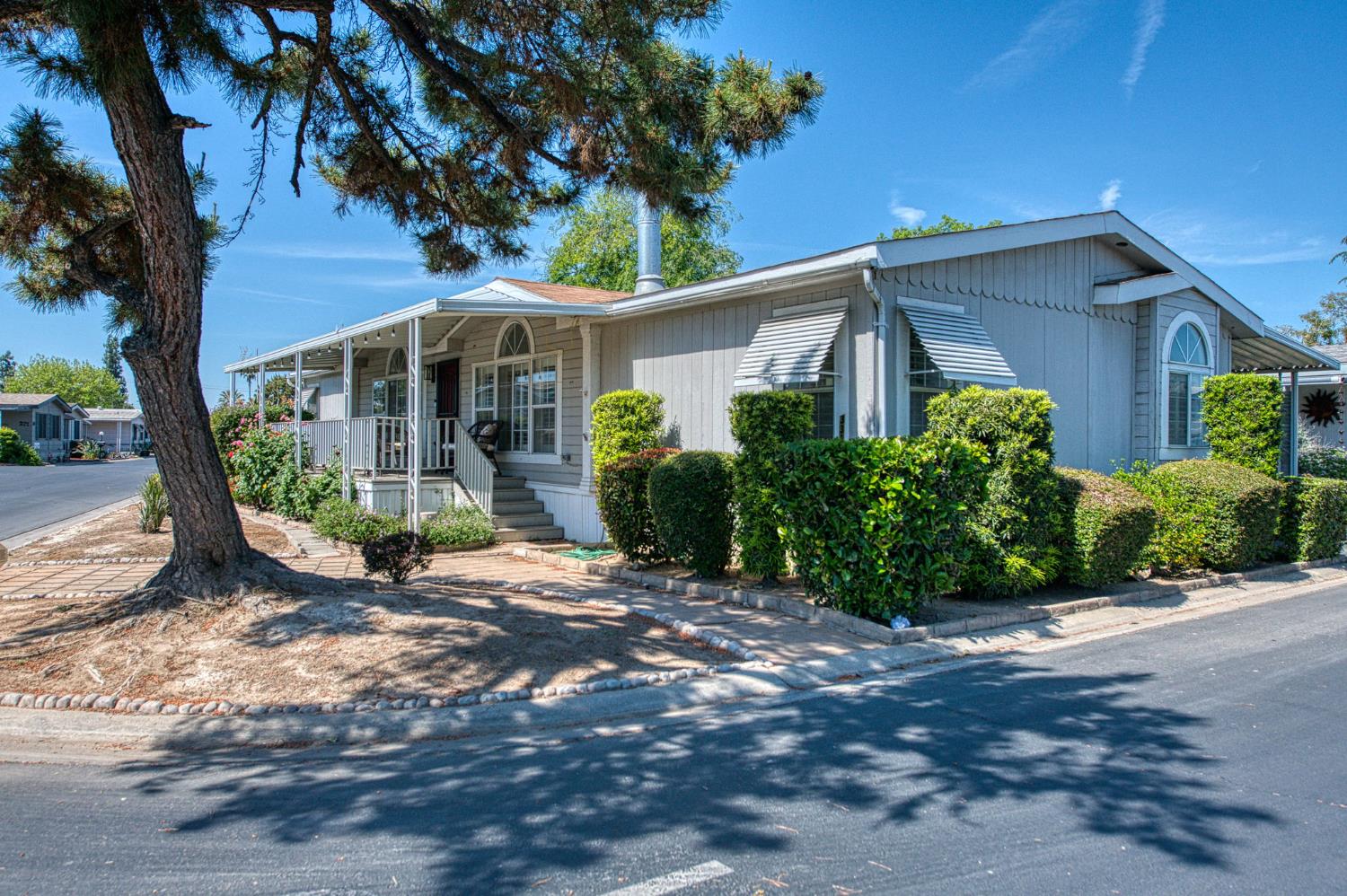 Mobile Home in Fresno - photo 3