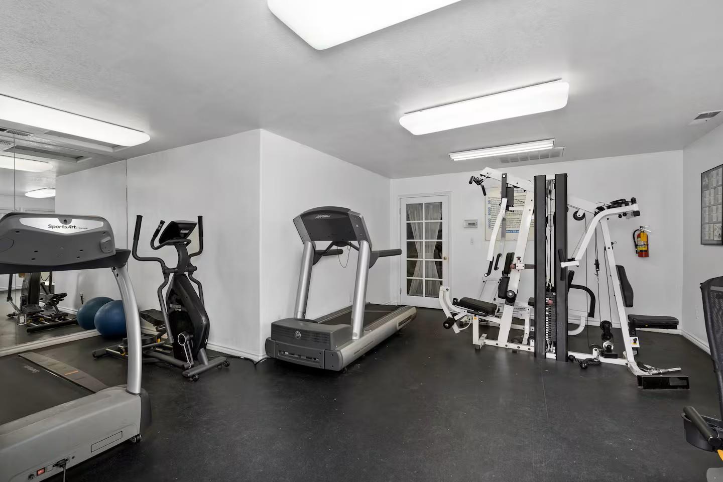 2881 Huntington Boulevard UNIT&nbsp;225, Fresno, CA, 93721
