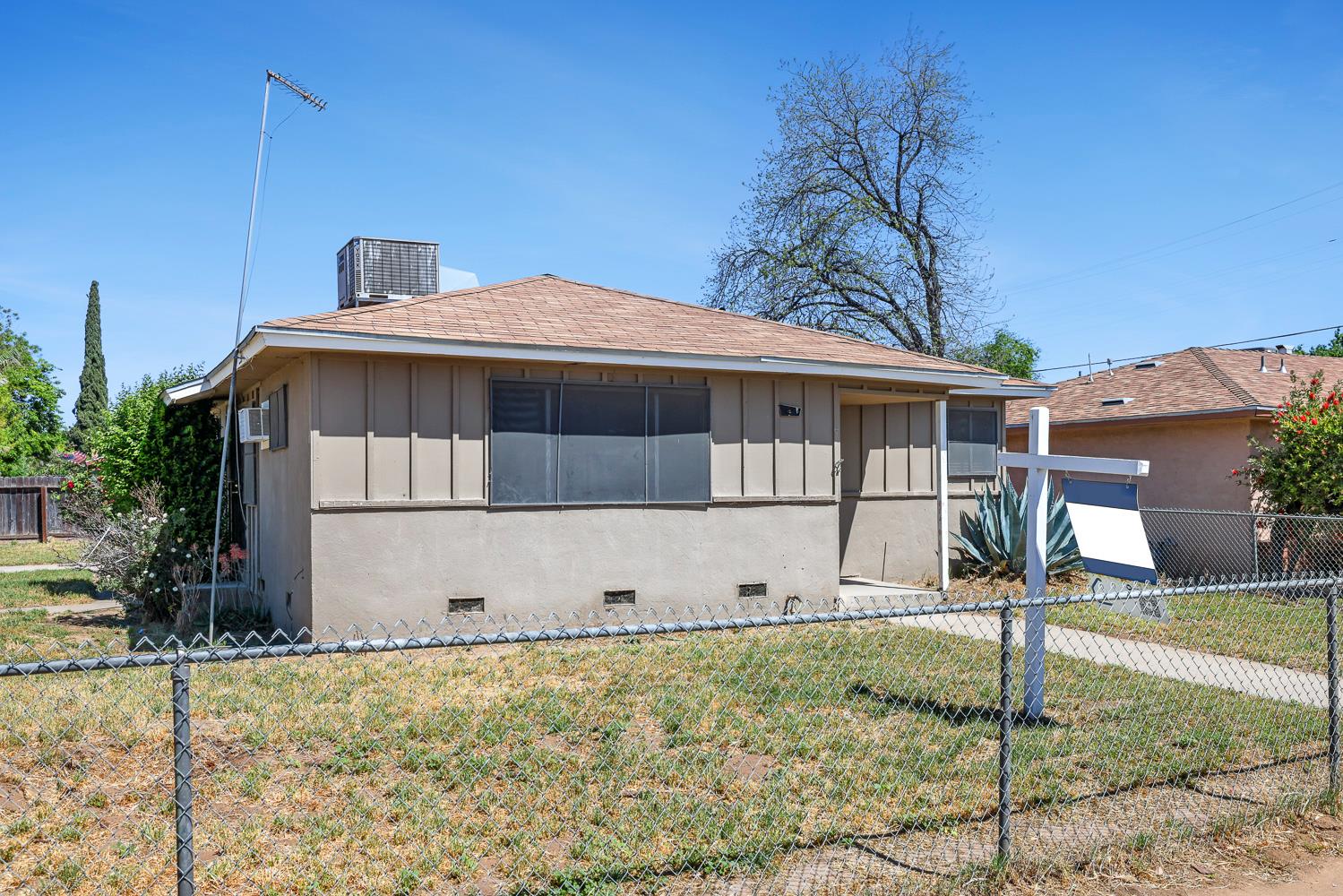 1407 E Church Avenue, Fresno, CA, 93706