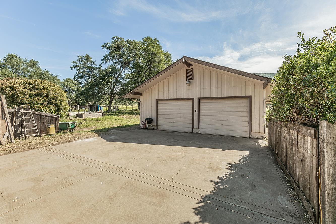 26045 Pittman Hill (Sales Crk) Road, Clovis, CA, 93619