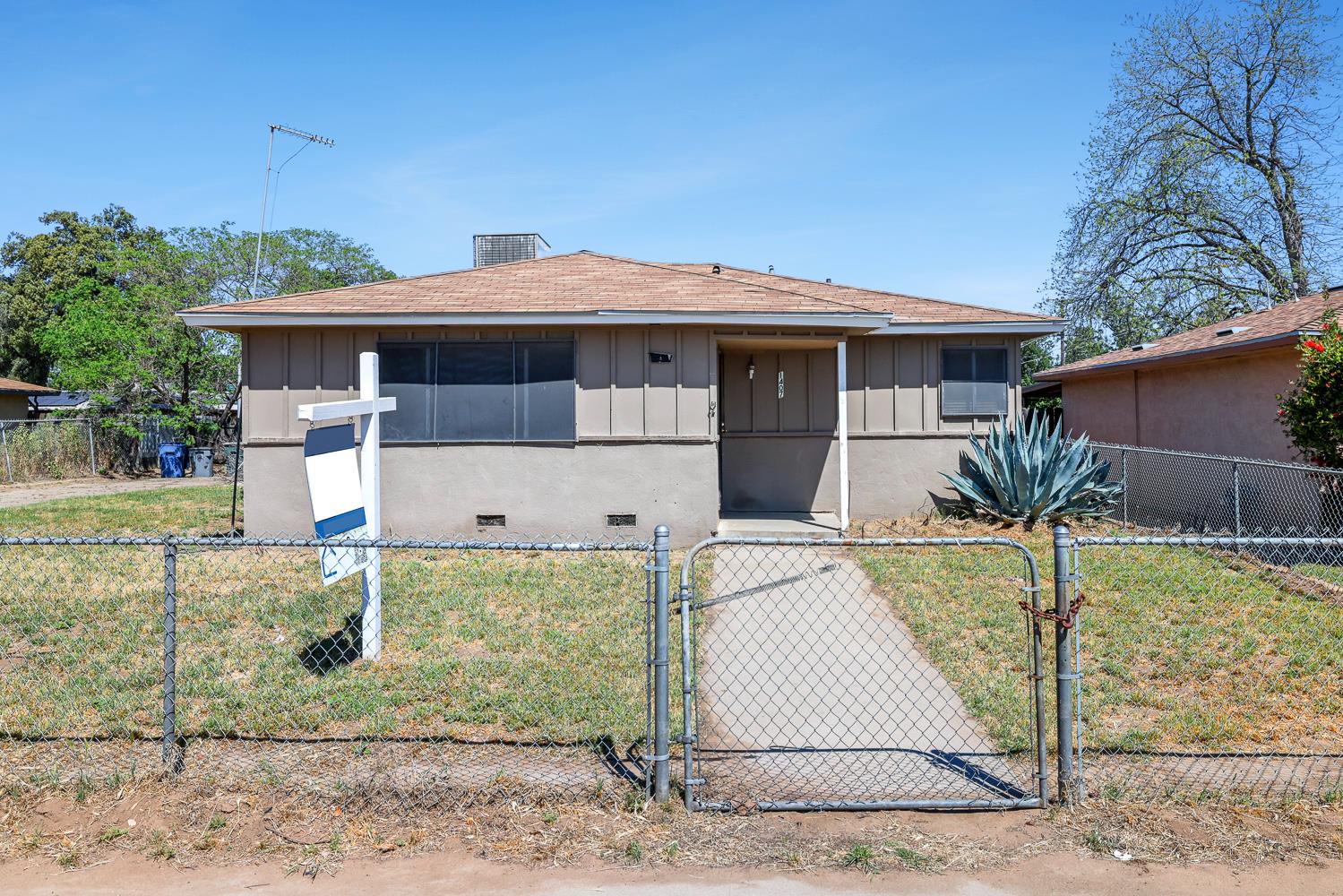 1407 E Church Avenue, Fresno, CA, 93706