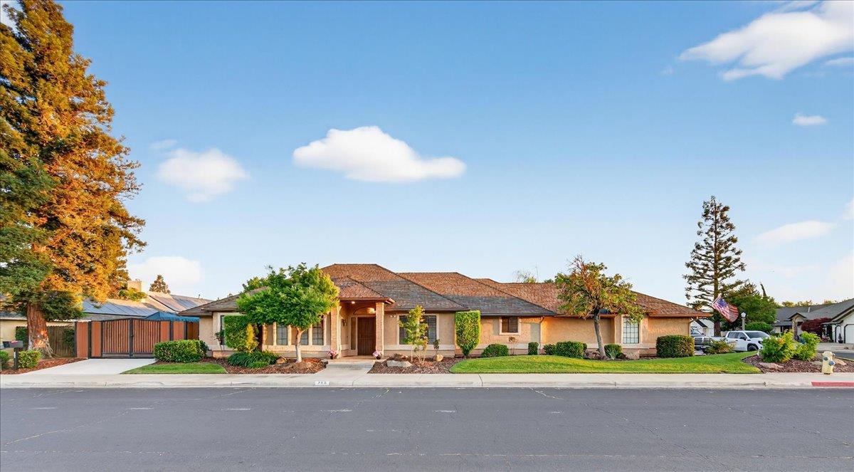 Single Family in Clovis - photo 3