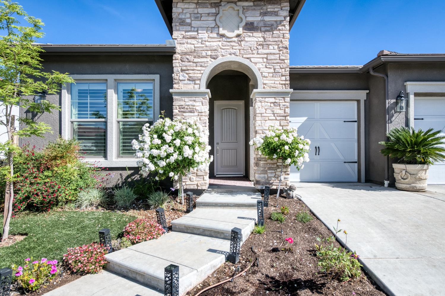 Single Family in Clovis - photo 2