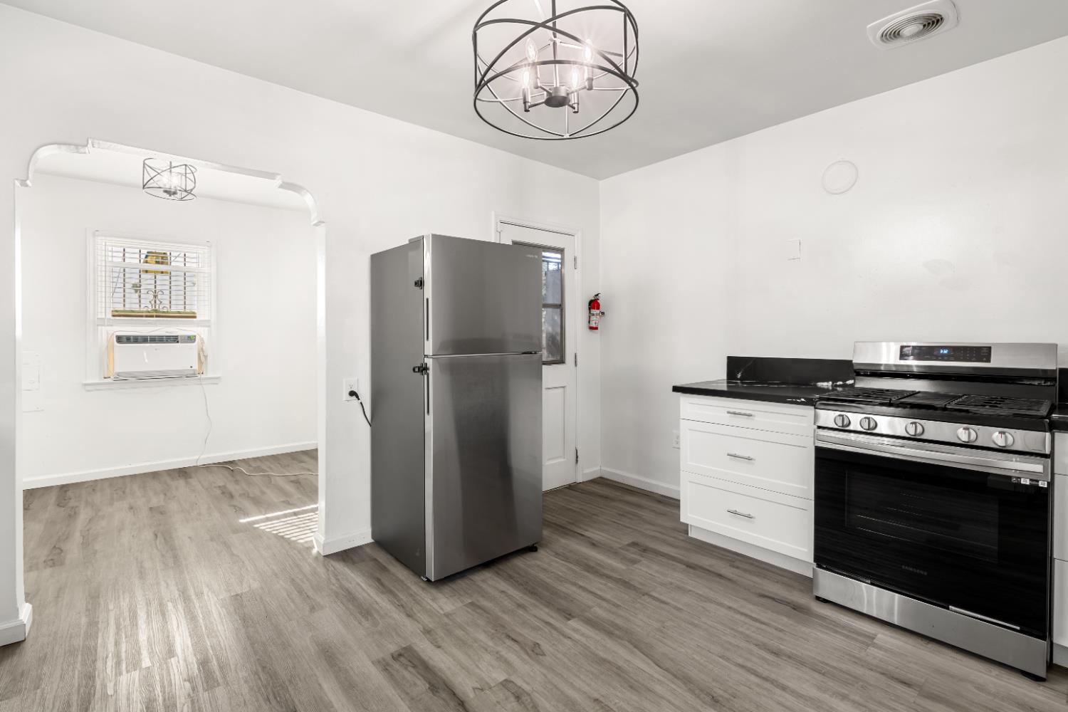 2312 S Holly Avenue, Fresno, CA, 93706