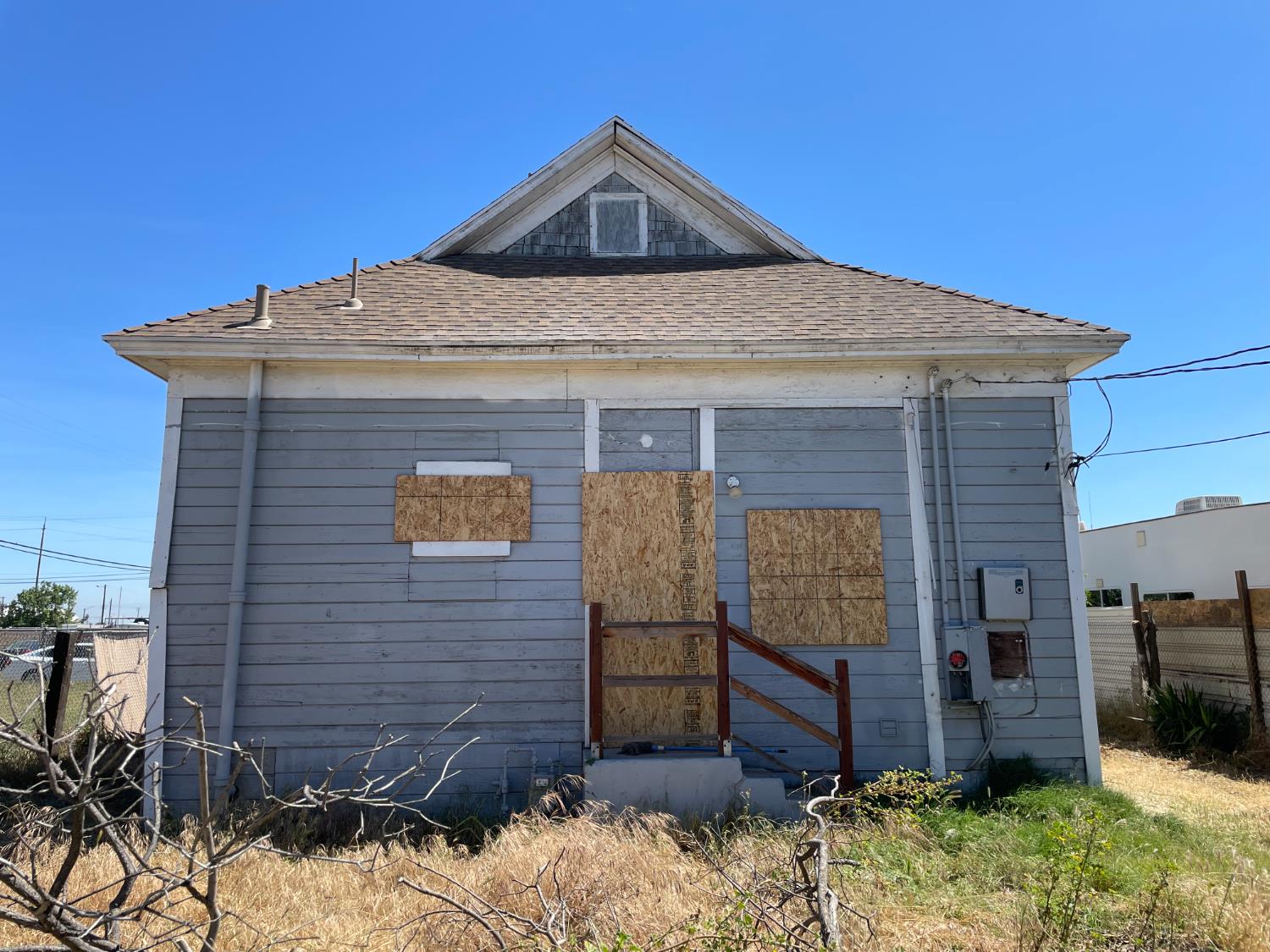 Single Family in Fresno - photo 3