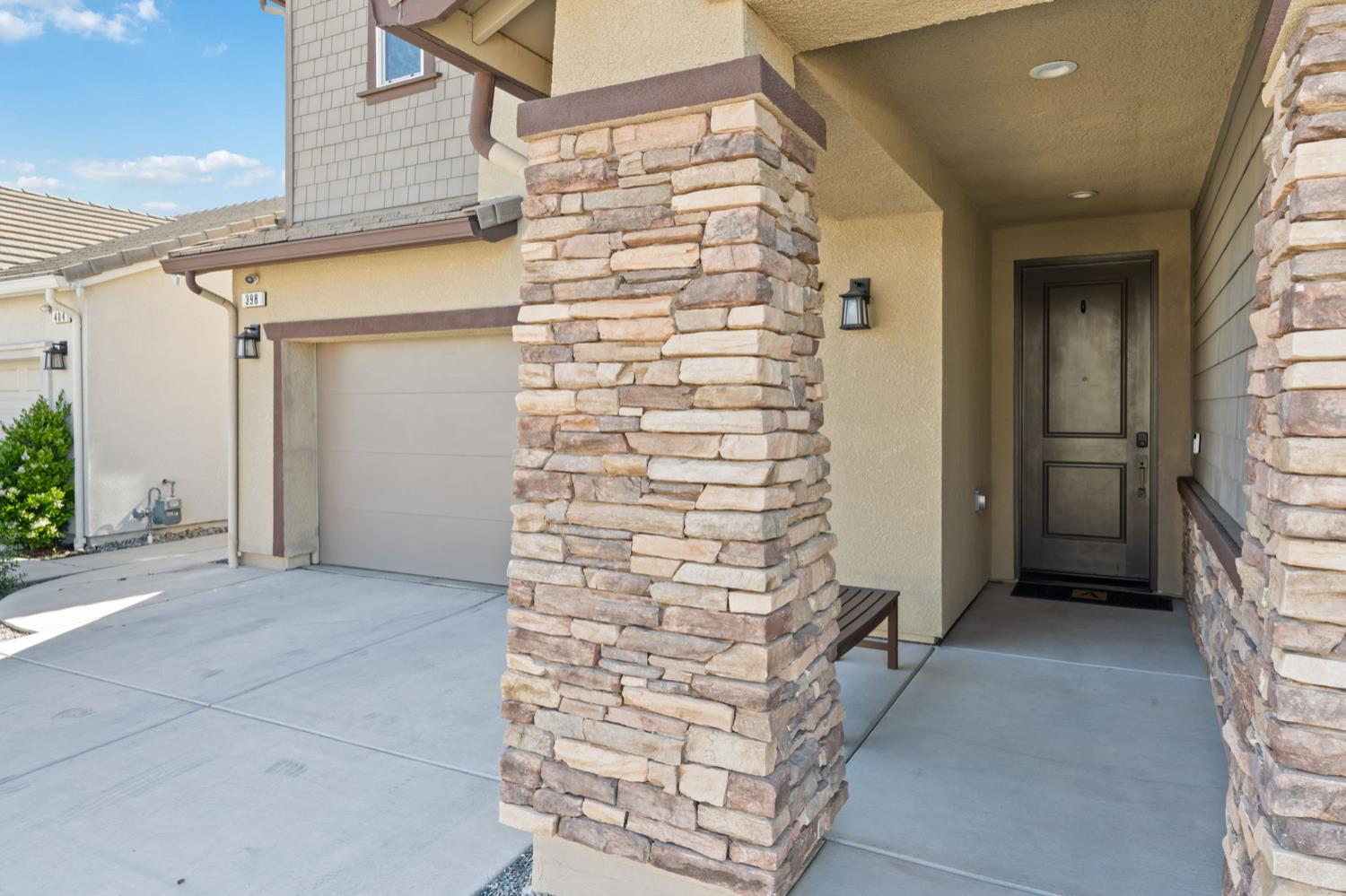 398 Atlantica Drive S, Madera, CA, 93636