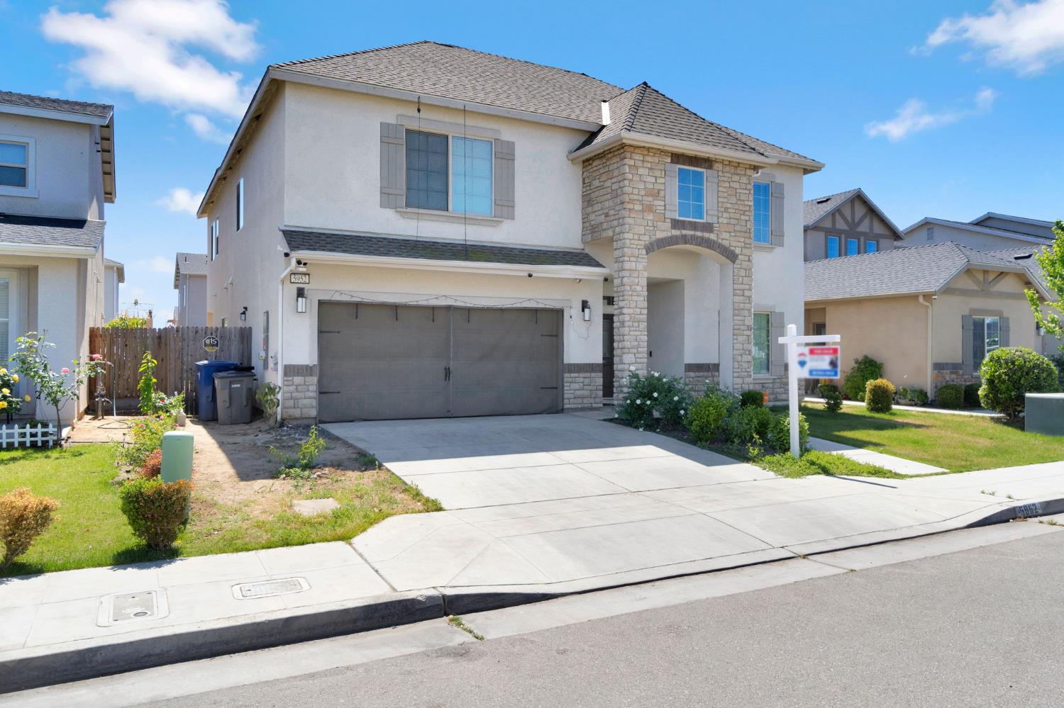 Single Family in Fresno - photo 2