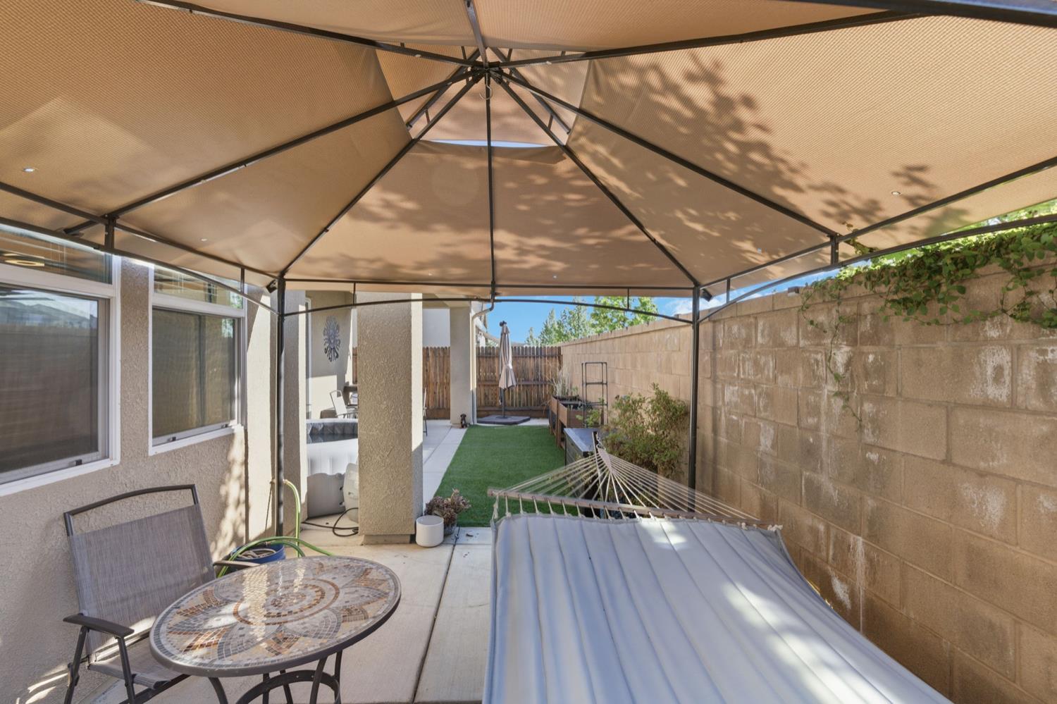 398 Atlantica Drive S, Madera, CA, 93636