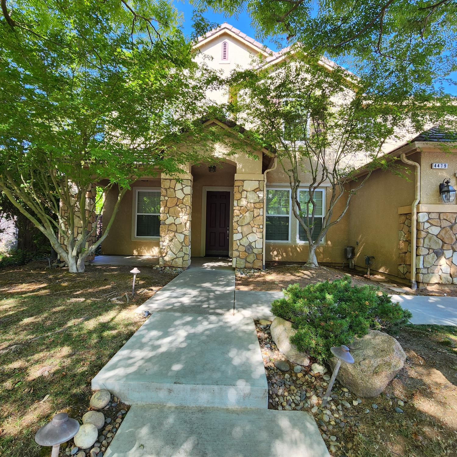 Single Family in Clovis - photo 2