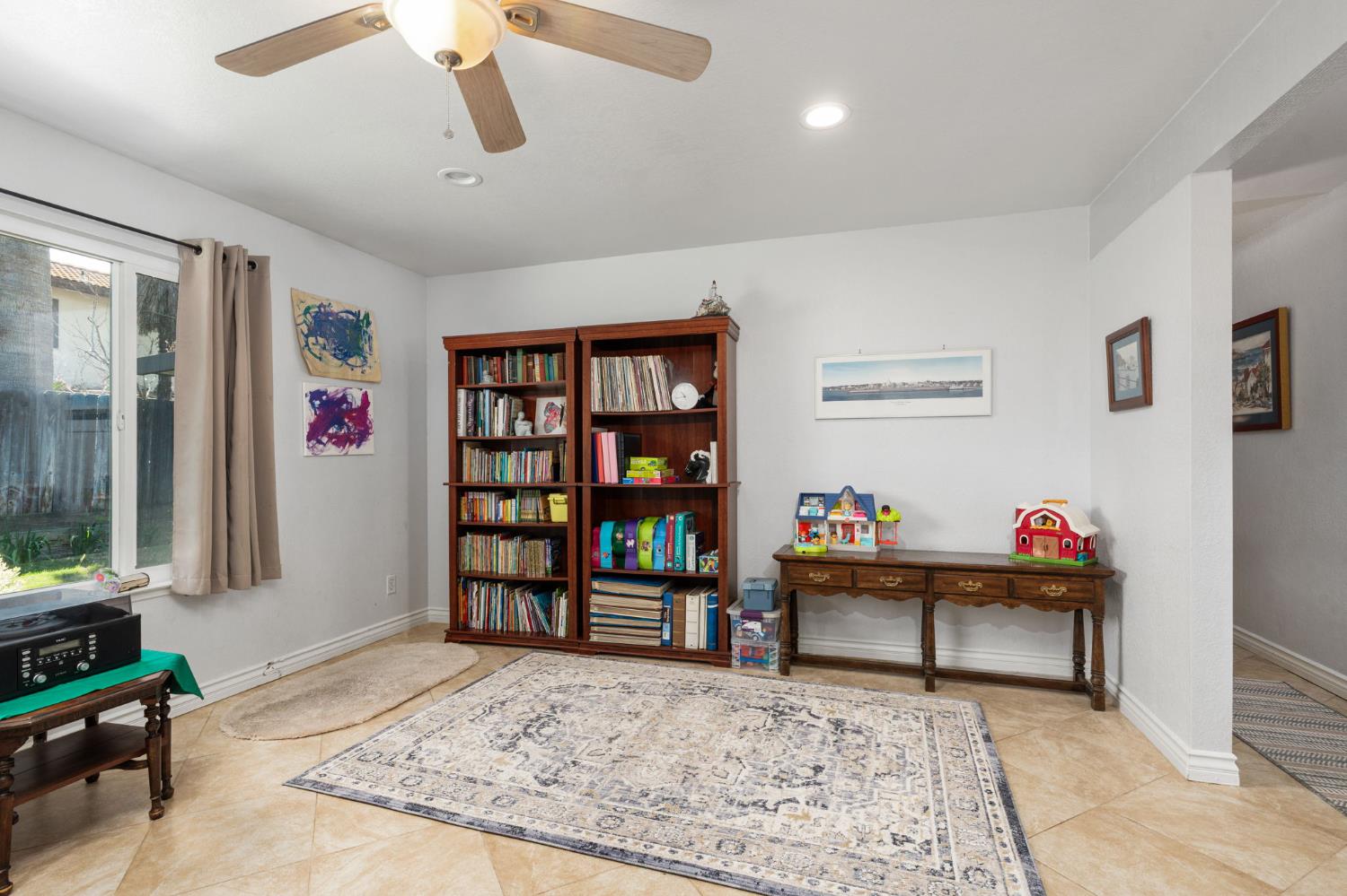 465 Bliss Avenue, Clovis, CA, 93611