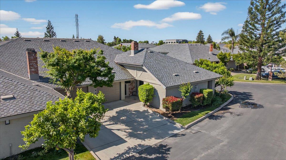 Single Family in Fresno - photo 3