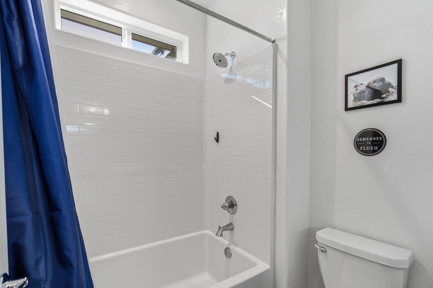 398 Atlantica Drive S, Madera, CA, 93636