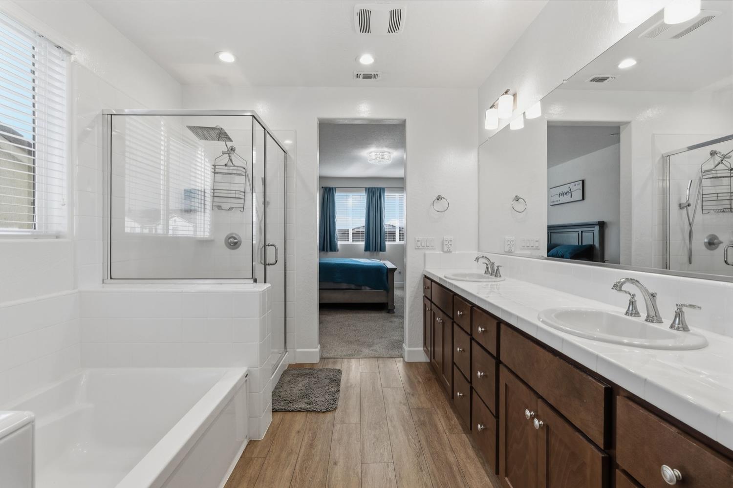 398 Atlantica Drive S, Madera, CA, 93636