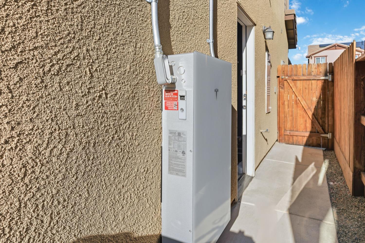 398 Atlantica Drive S, Madera, CA, 93636