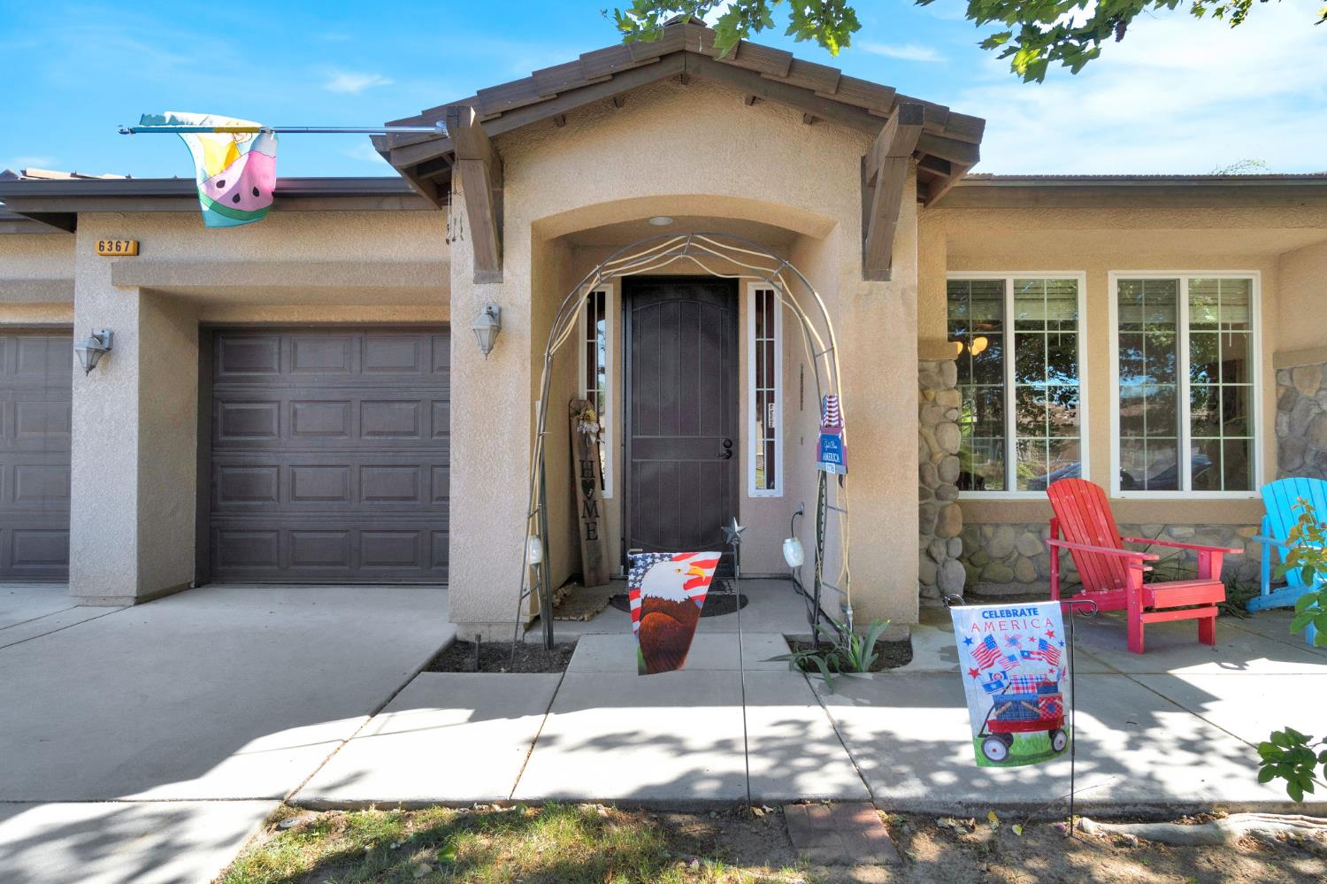 Single Family in Fresno - photo 2