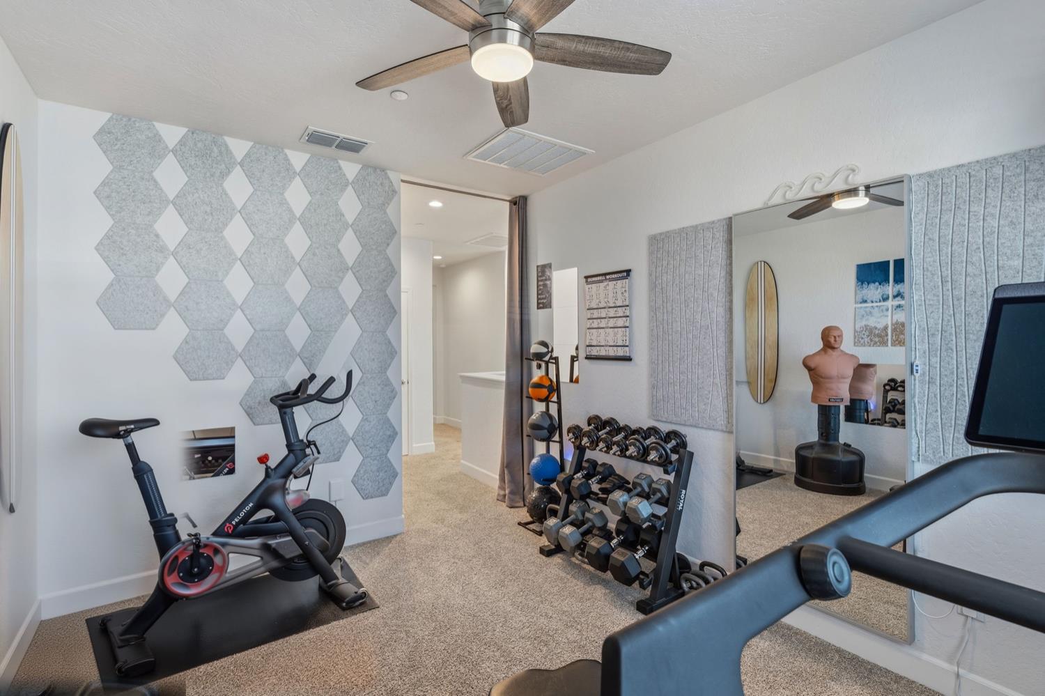 398 Atlantica Drive S, Madera, CA, 93636