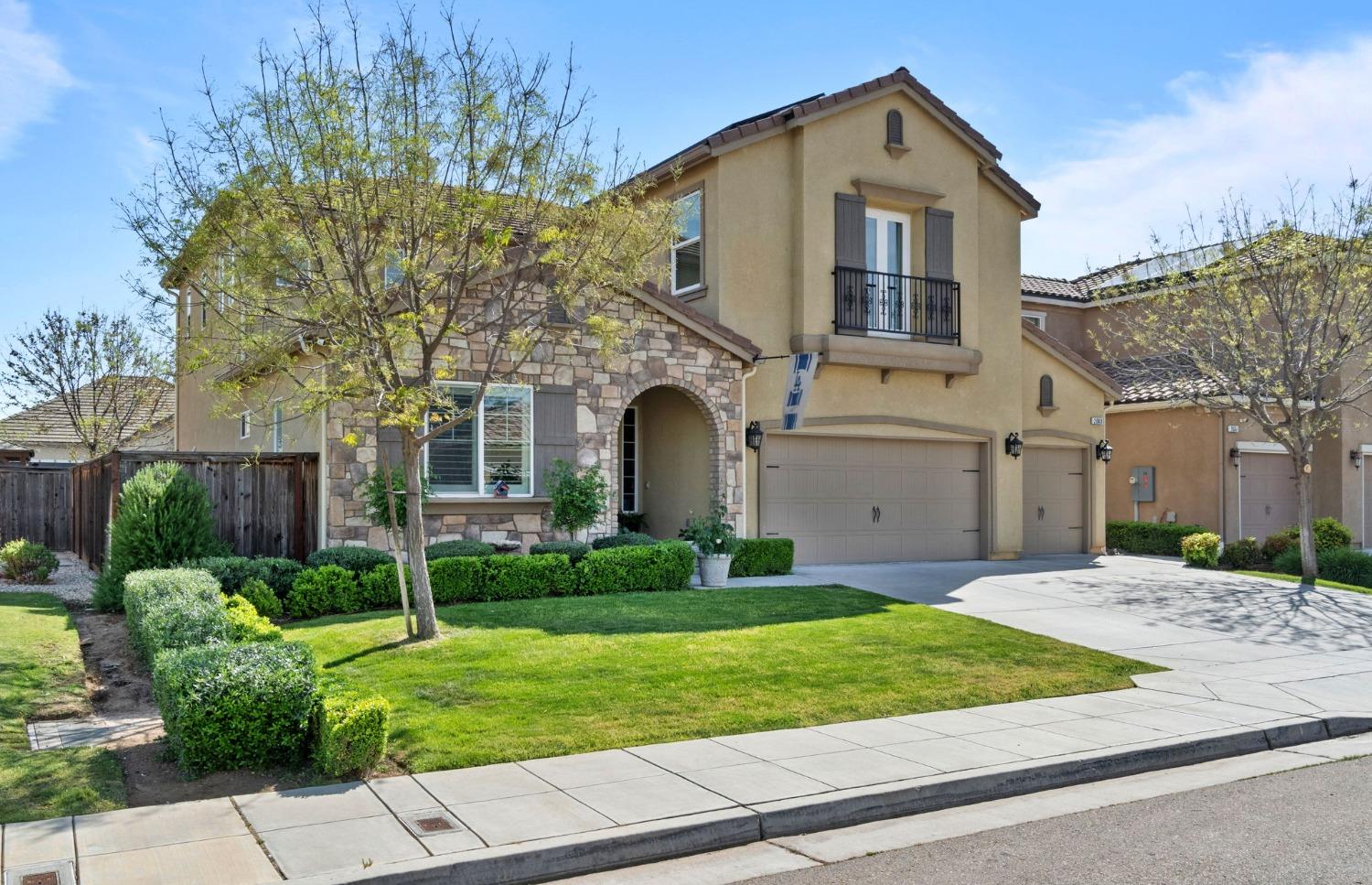 Single Family in Clovis - photo 2