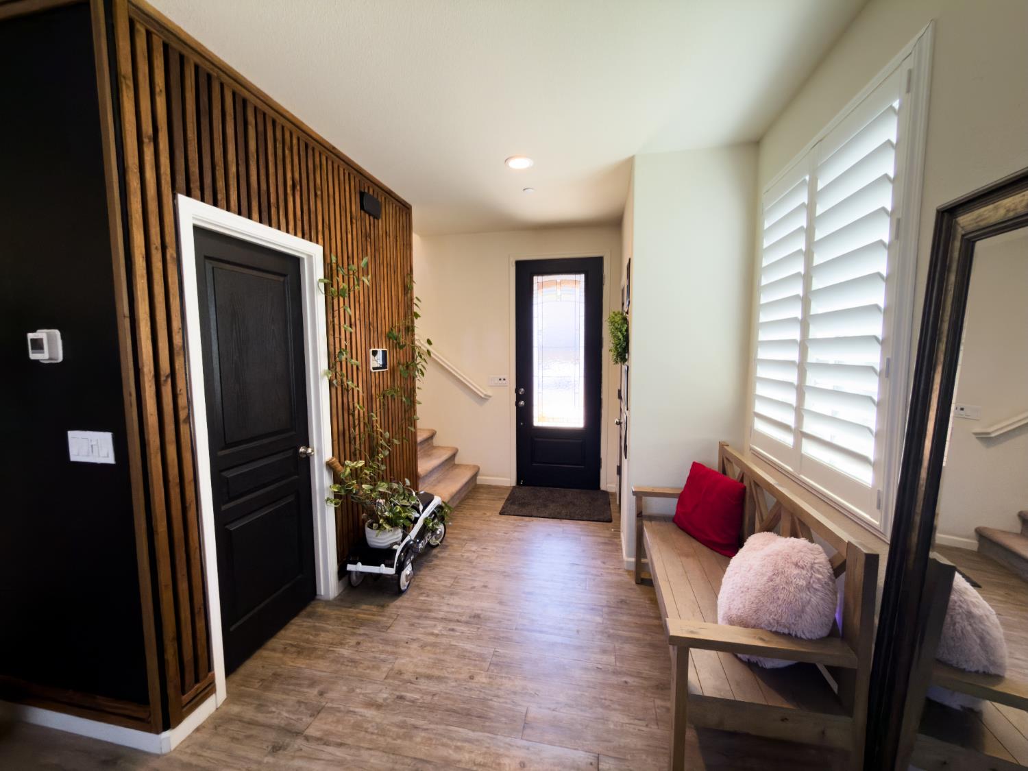 1157 S Dee Ann Avenue, Fresno, CA, 93727