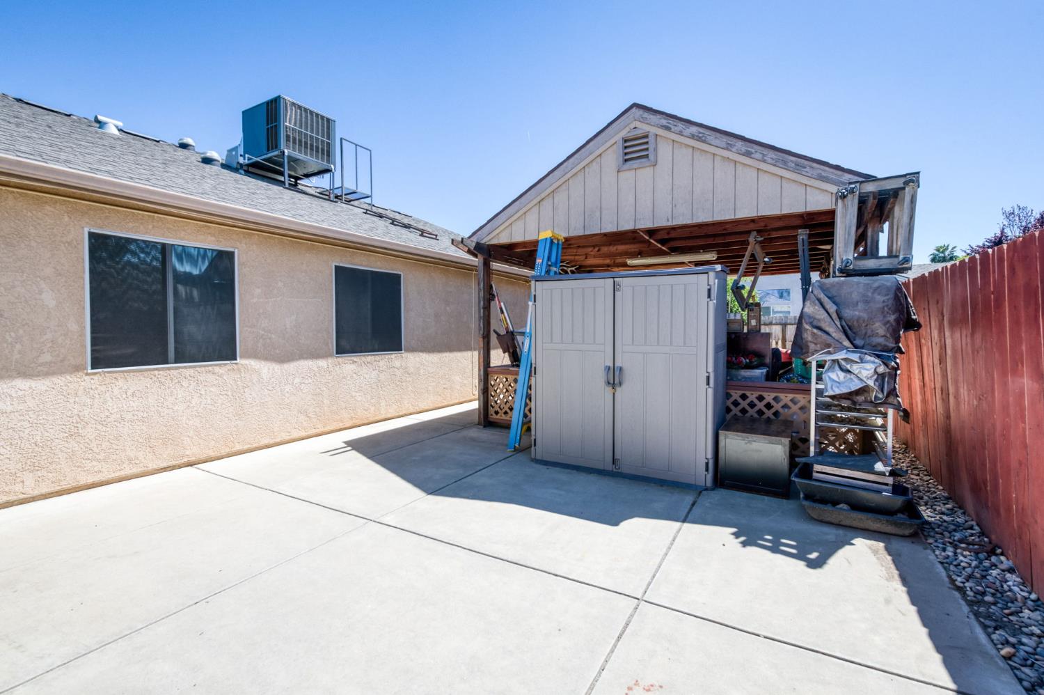 4681 W Sierra Avenue, Fresno, CA, 93722