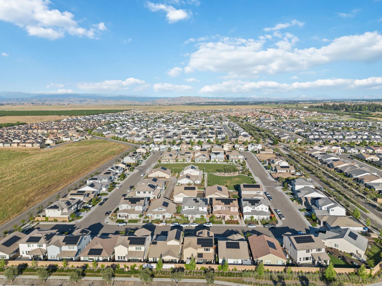 398 Atlantica Drive S, Madera, CA, 93636