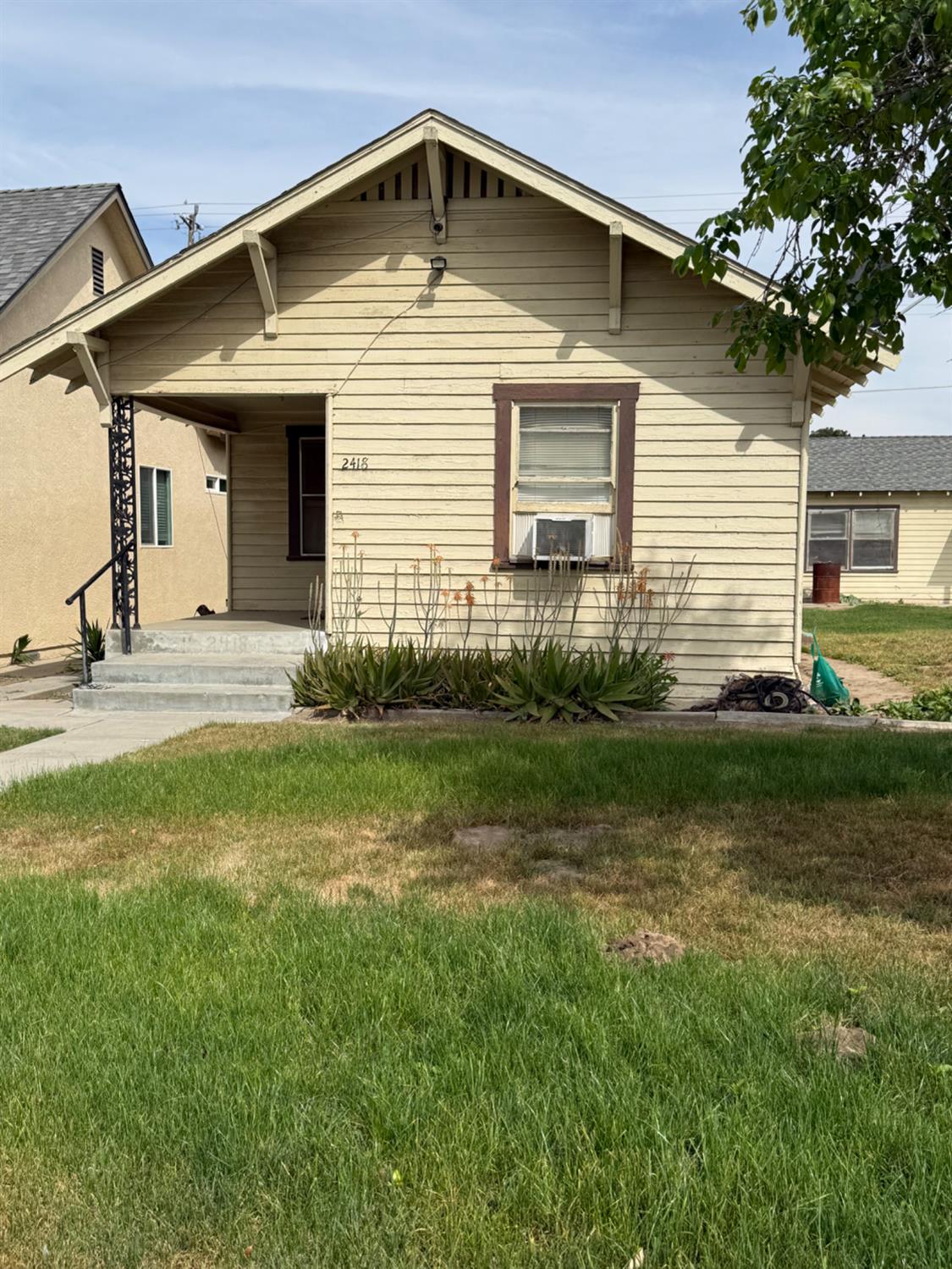Fourplex in Selma - photo 3