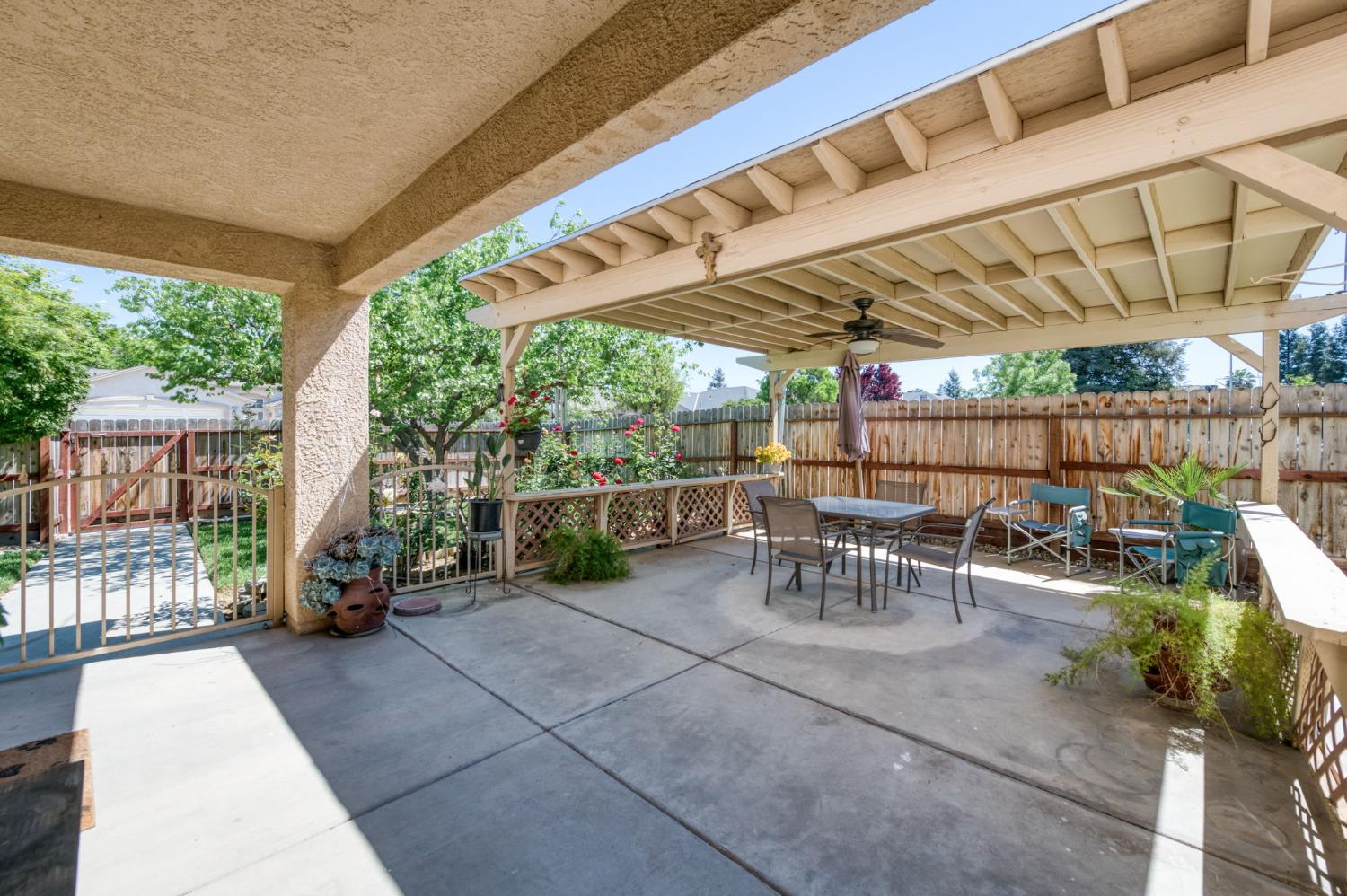 4681 W Sierra Avenue, Fresno, CA, 93722