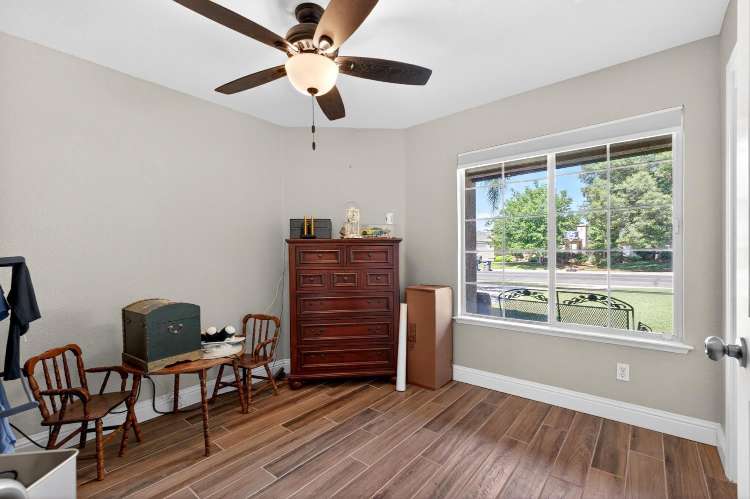 1668 Bedford Avenue, Clovis, CA, 93611