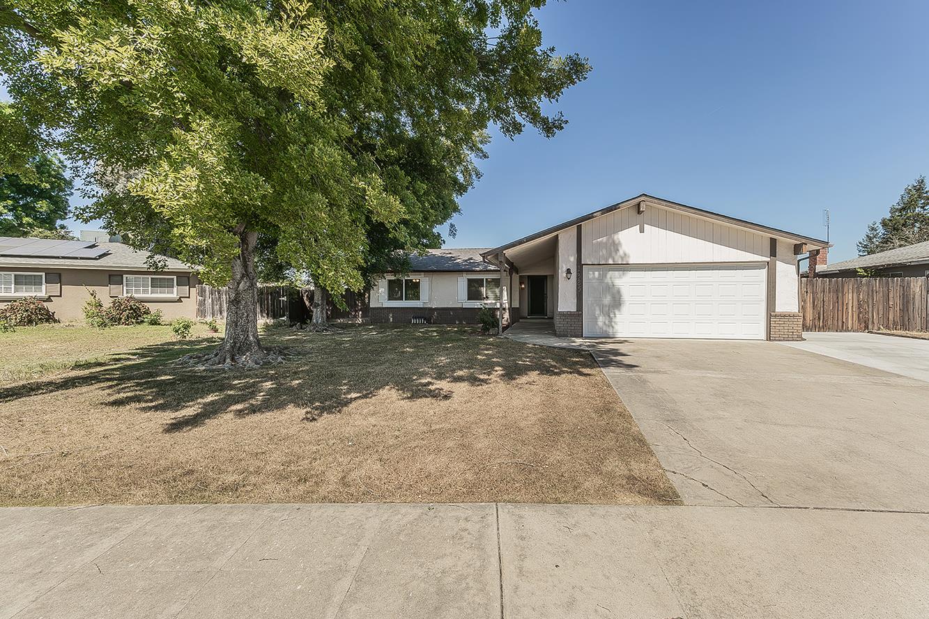 1385 Bernadine Drive, Clovis, CA, 93611