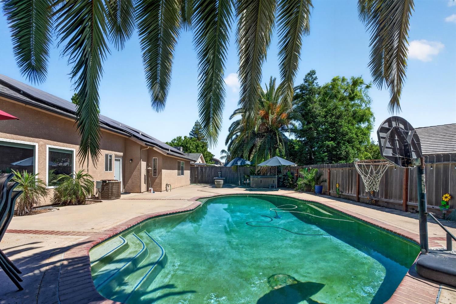 1668 Bedford Avenue, Clovis, CA, 93611