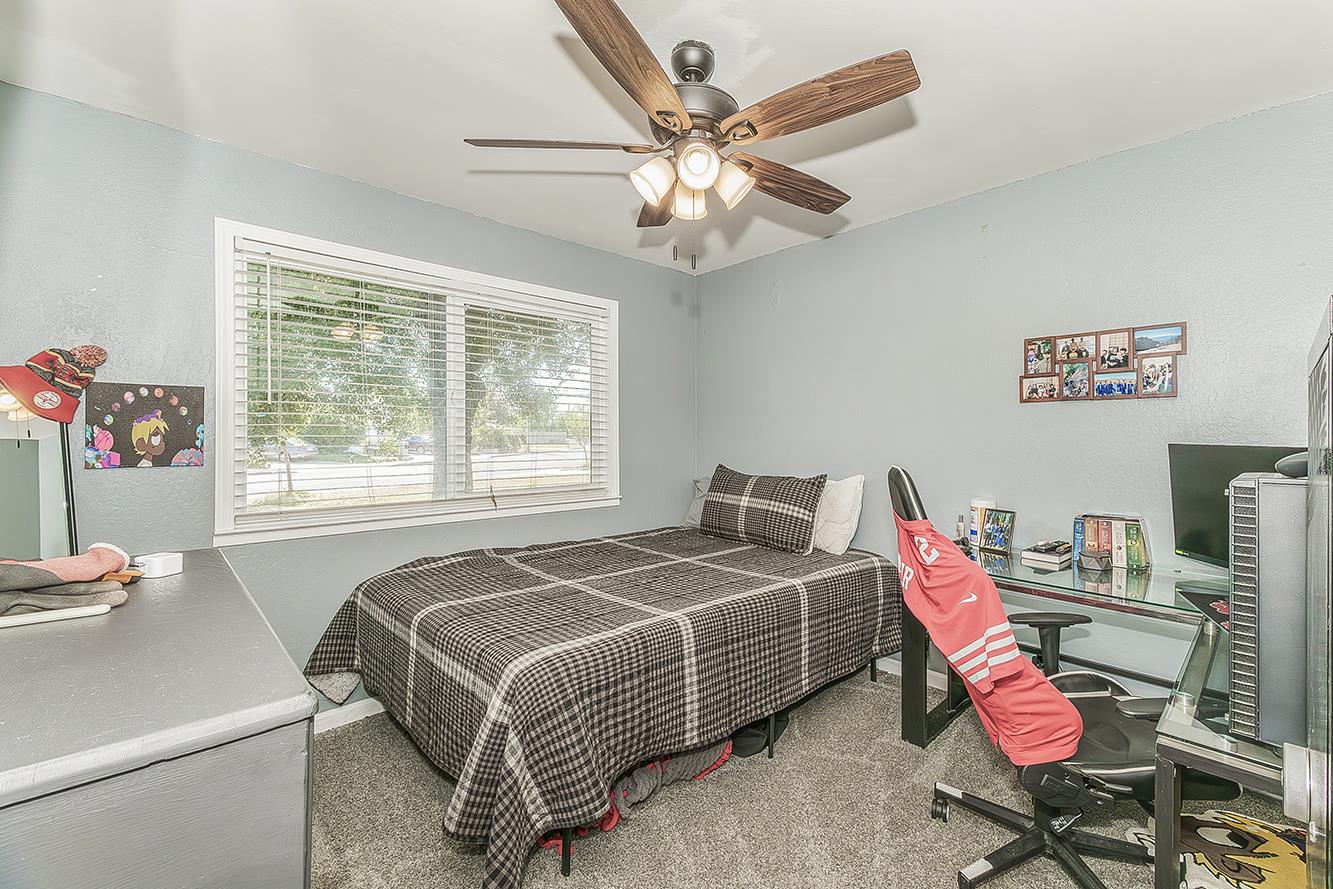 1385 Bernadine Drive, Clovis, CA, 93611