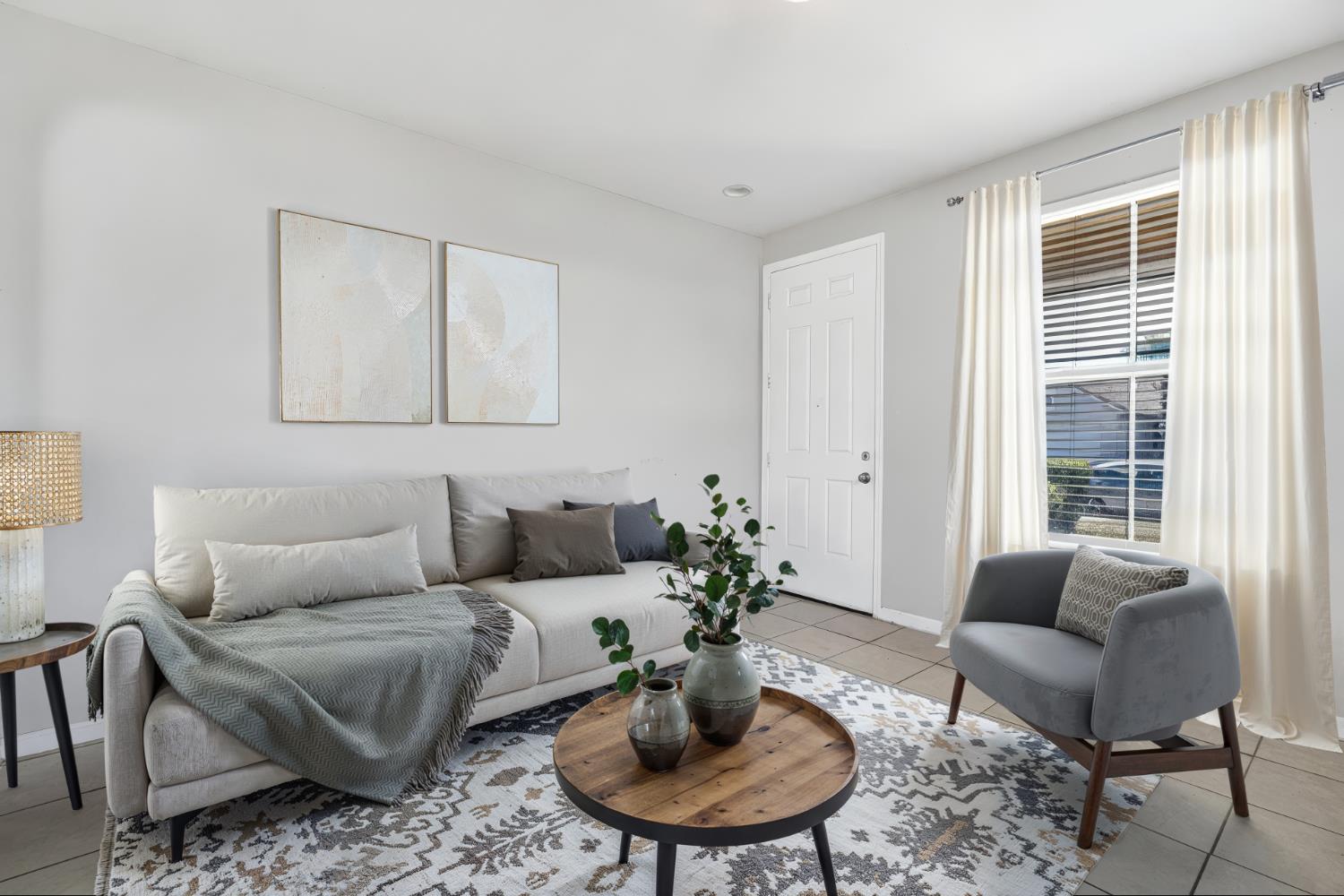 5257 E Byrd Avenue, Fresno, CA, 93725