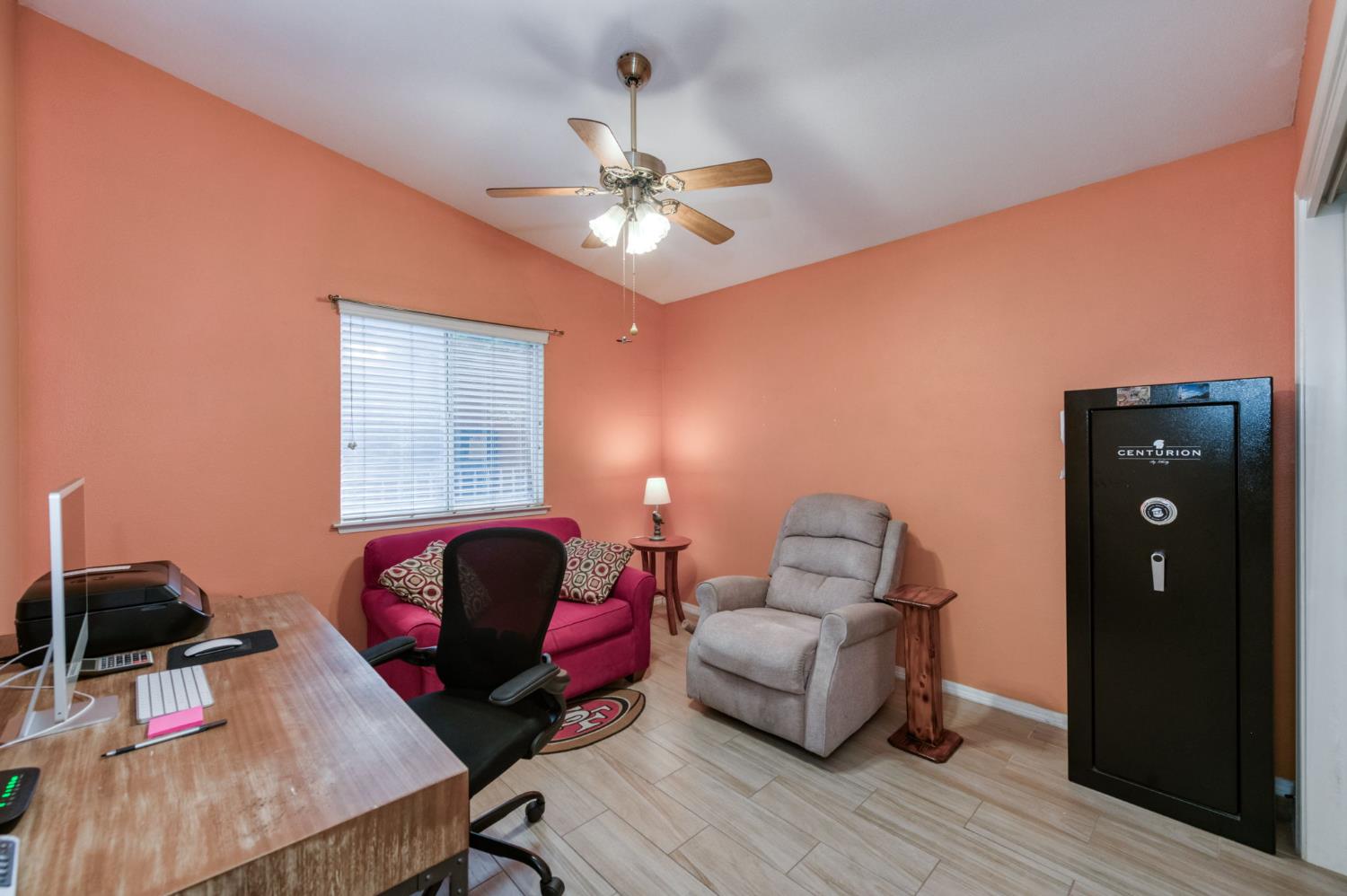 4681 W Sierra Avenue, Fresno, CA, 93722