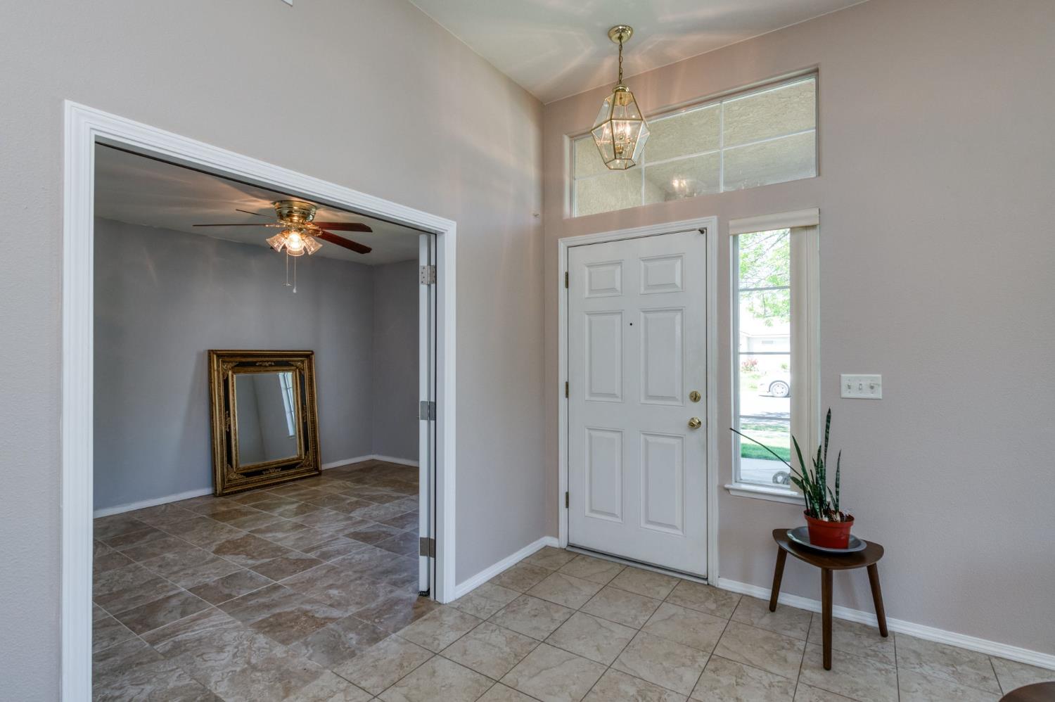 4681 W Sierra Avenue, Fresno, CA, 93722