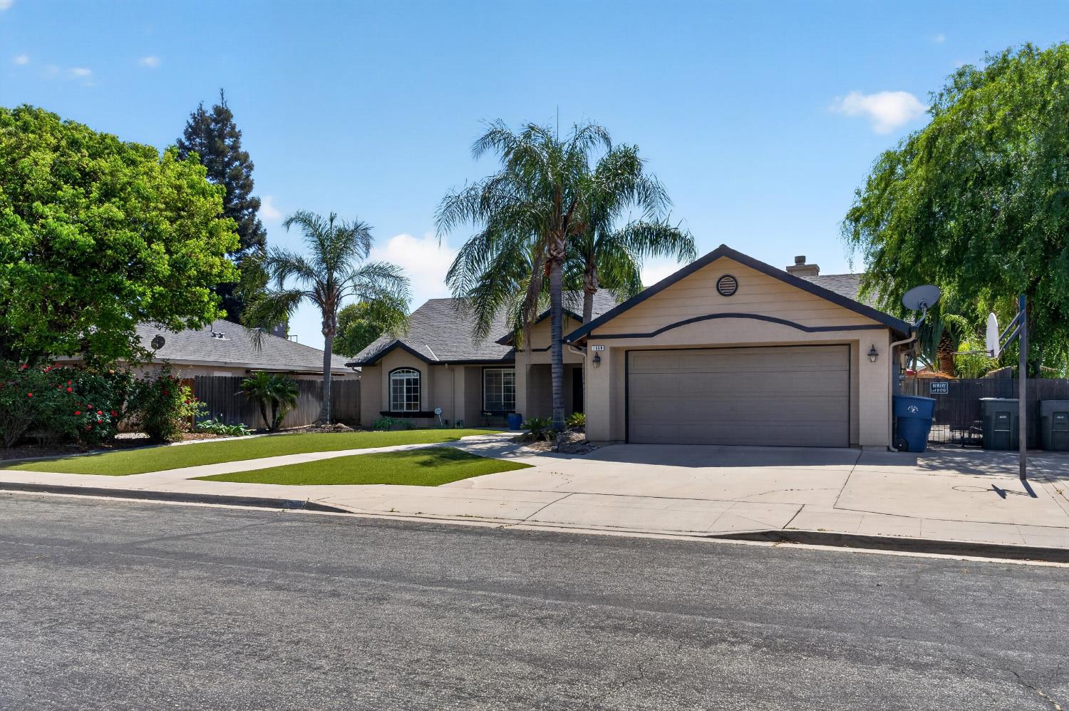 1668 Bedford Avenue, Clovis, CA, 93611