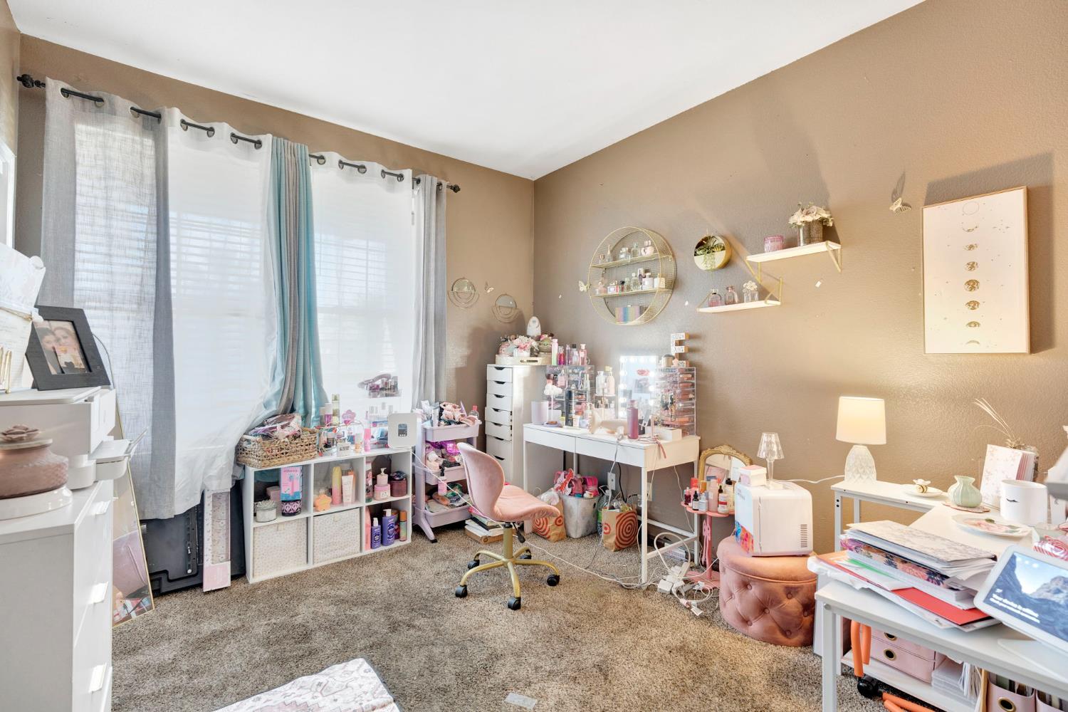 5257 E Byrd Avenue, Fresno, CA, 93725