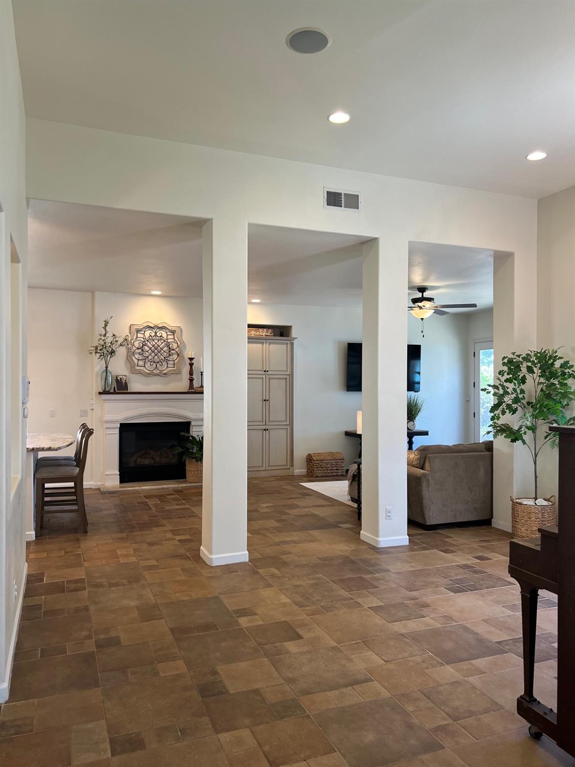 8730 Laguna Street, Chowchilla, CA, 93610