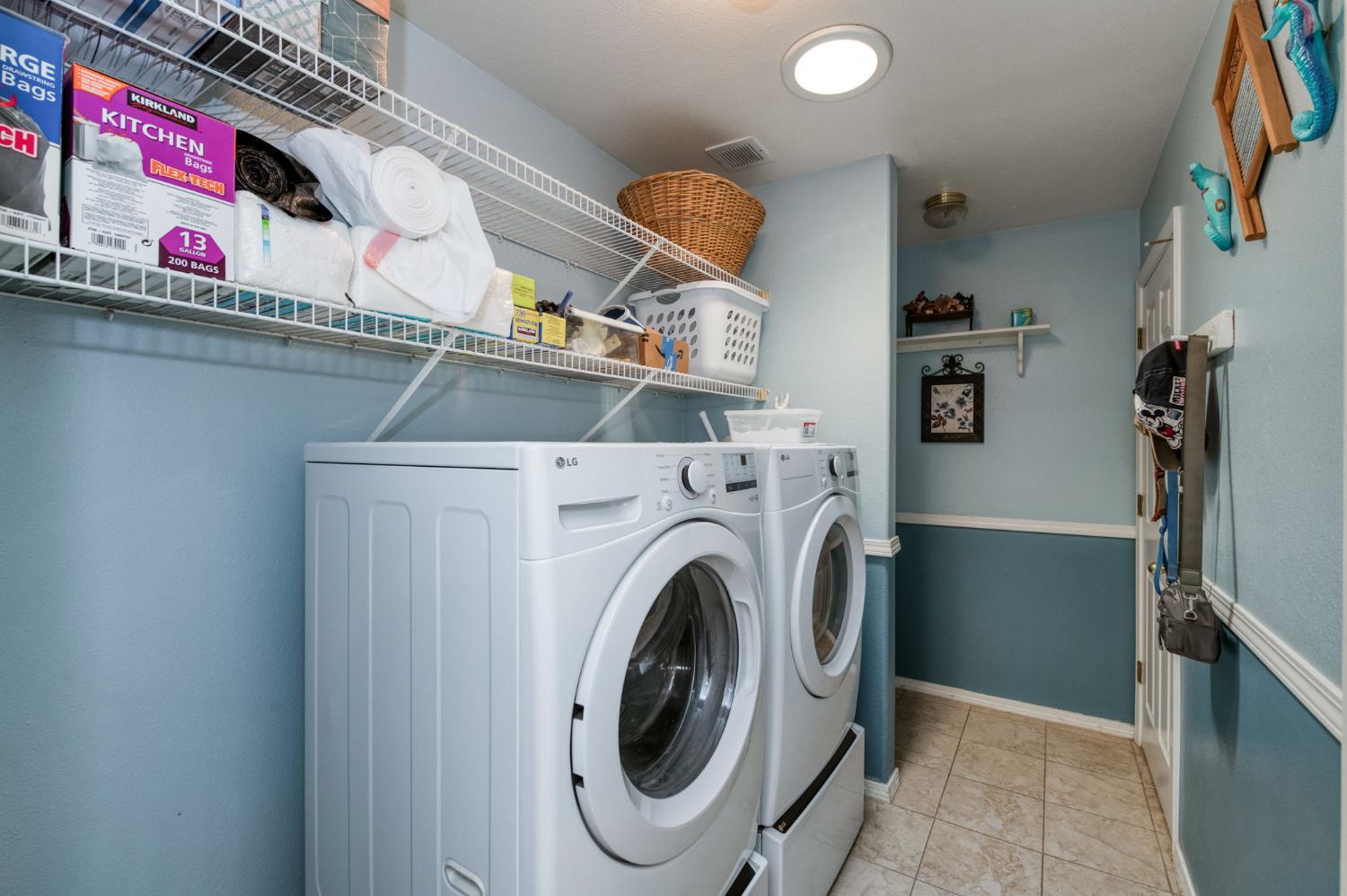 4681 W Sierra Avenue, Fresno, CA, 93722