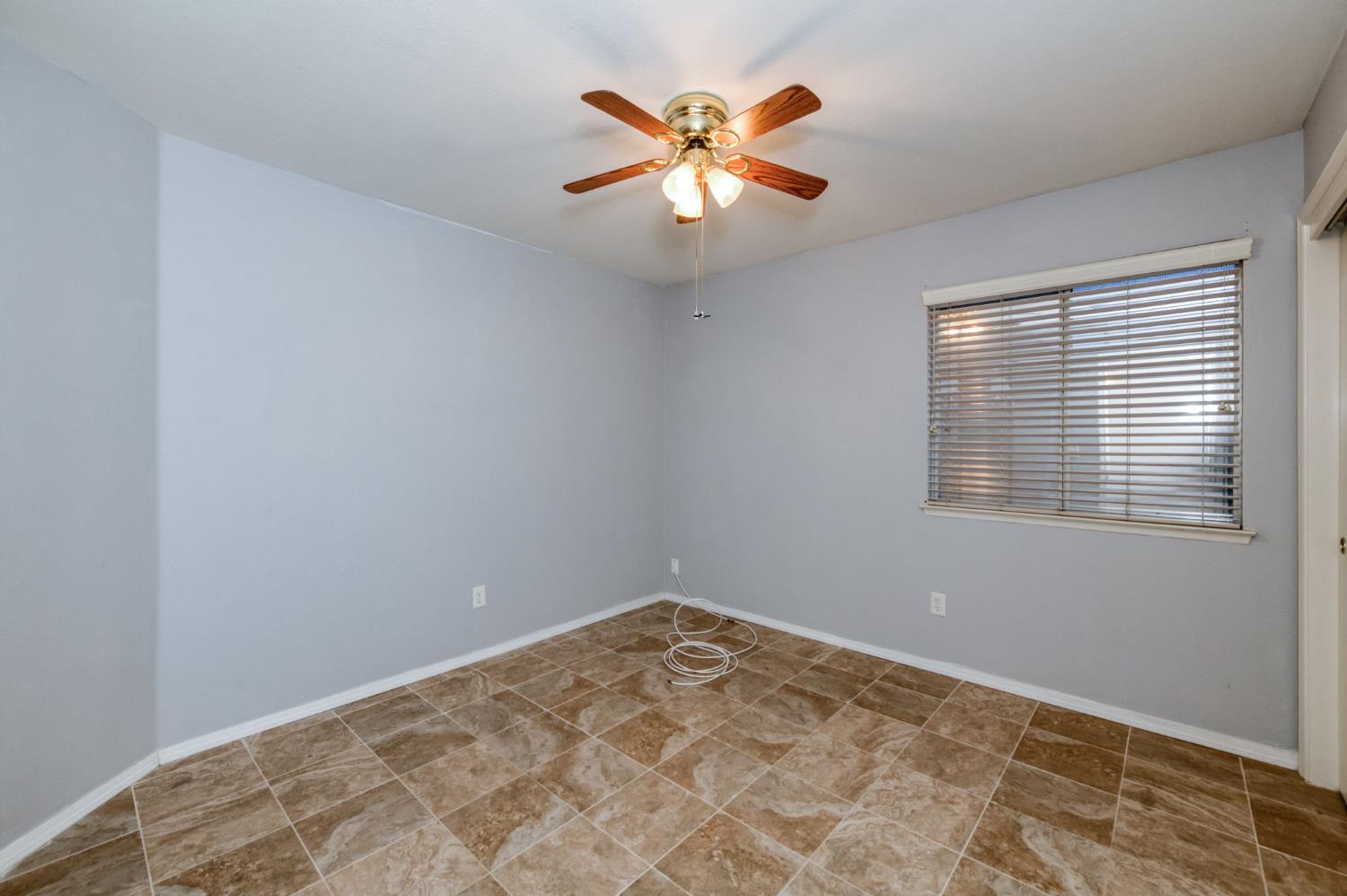 4681 W Sierra Avenue, Fresno, CA, 93722