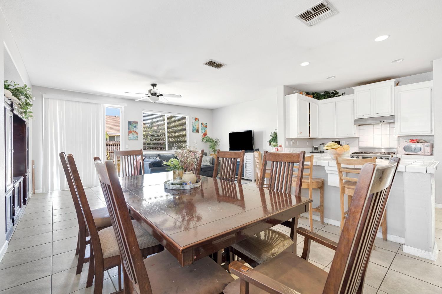 5257 E Byrd Avenue, Fresno, CA, 93725