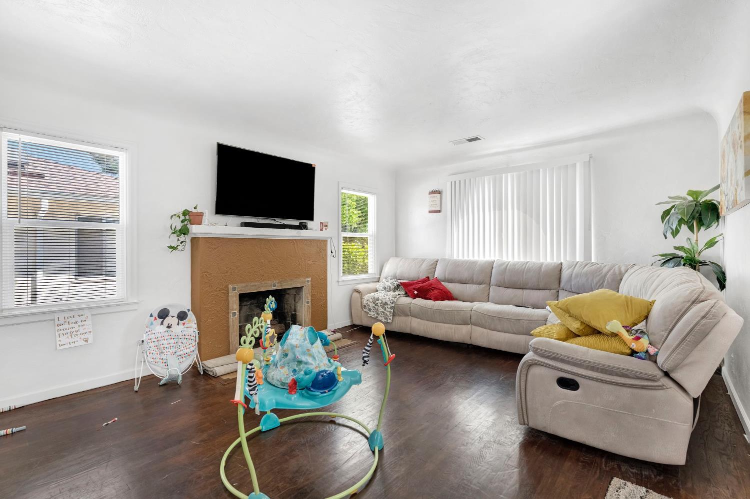 1631 N Harrison, Fresno, CA, 93704