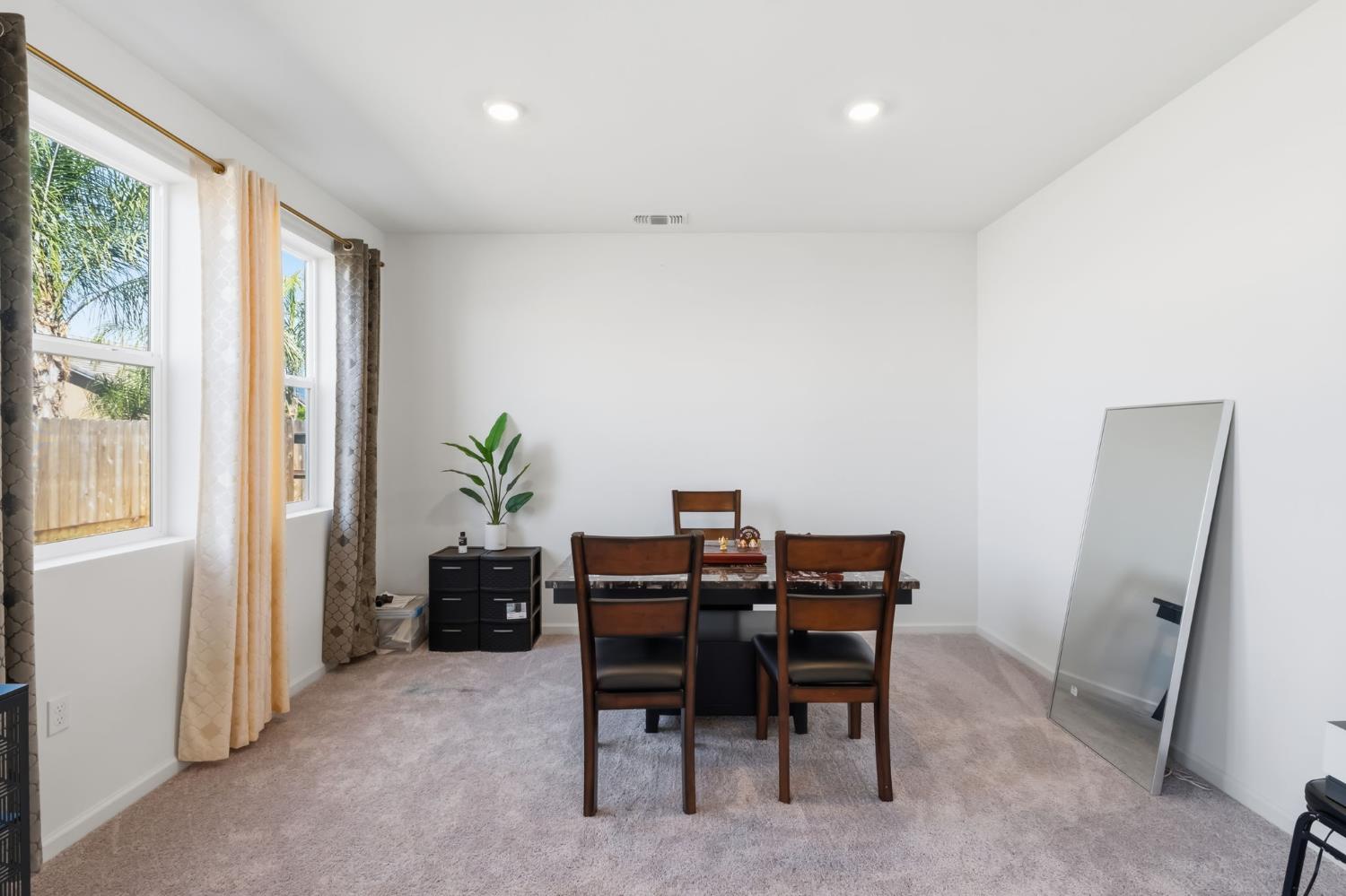 3562 E San Marino Avenue, Clovis, CA, 93619