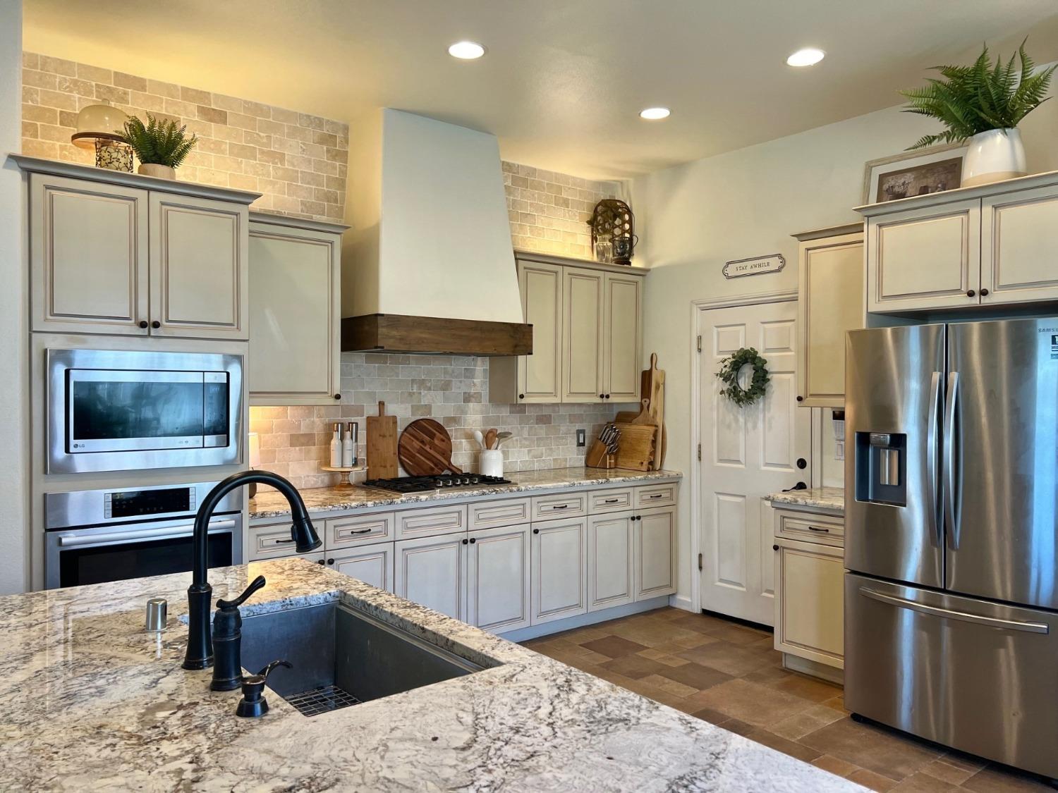 8730 Laguna Street, Chowchilla, CA, 93610