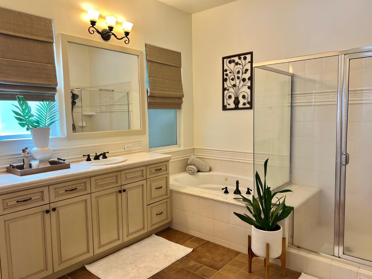 8730 Laguna Street, Chowchilla, CA, 93610