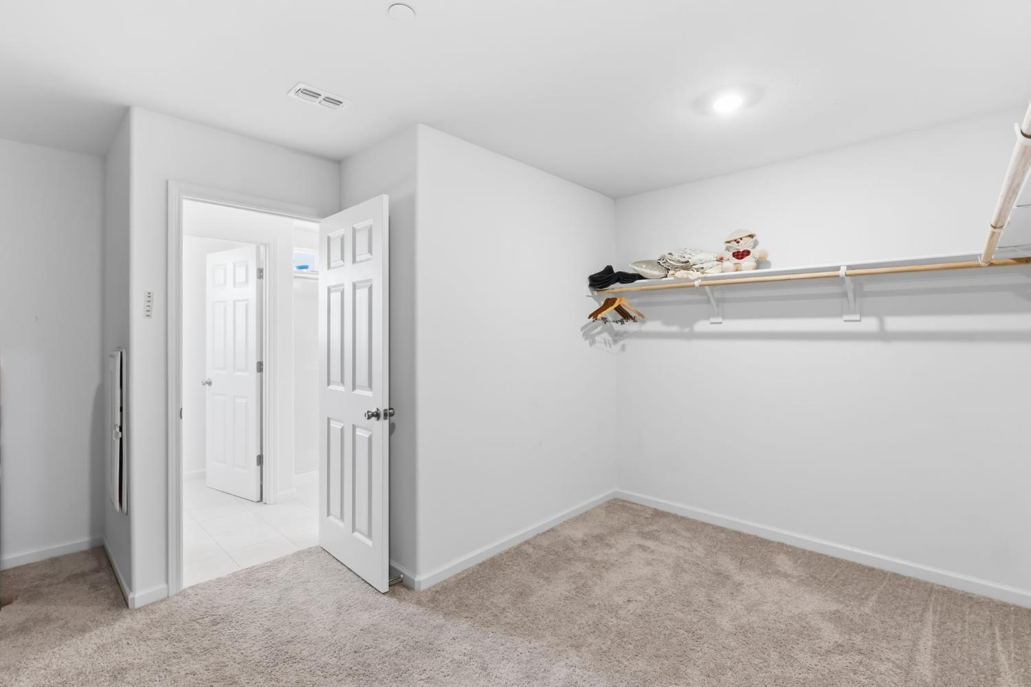 3562 E San Marino Avenue, Clovis, CA, 93619