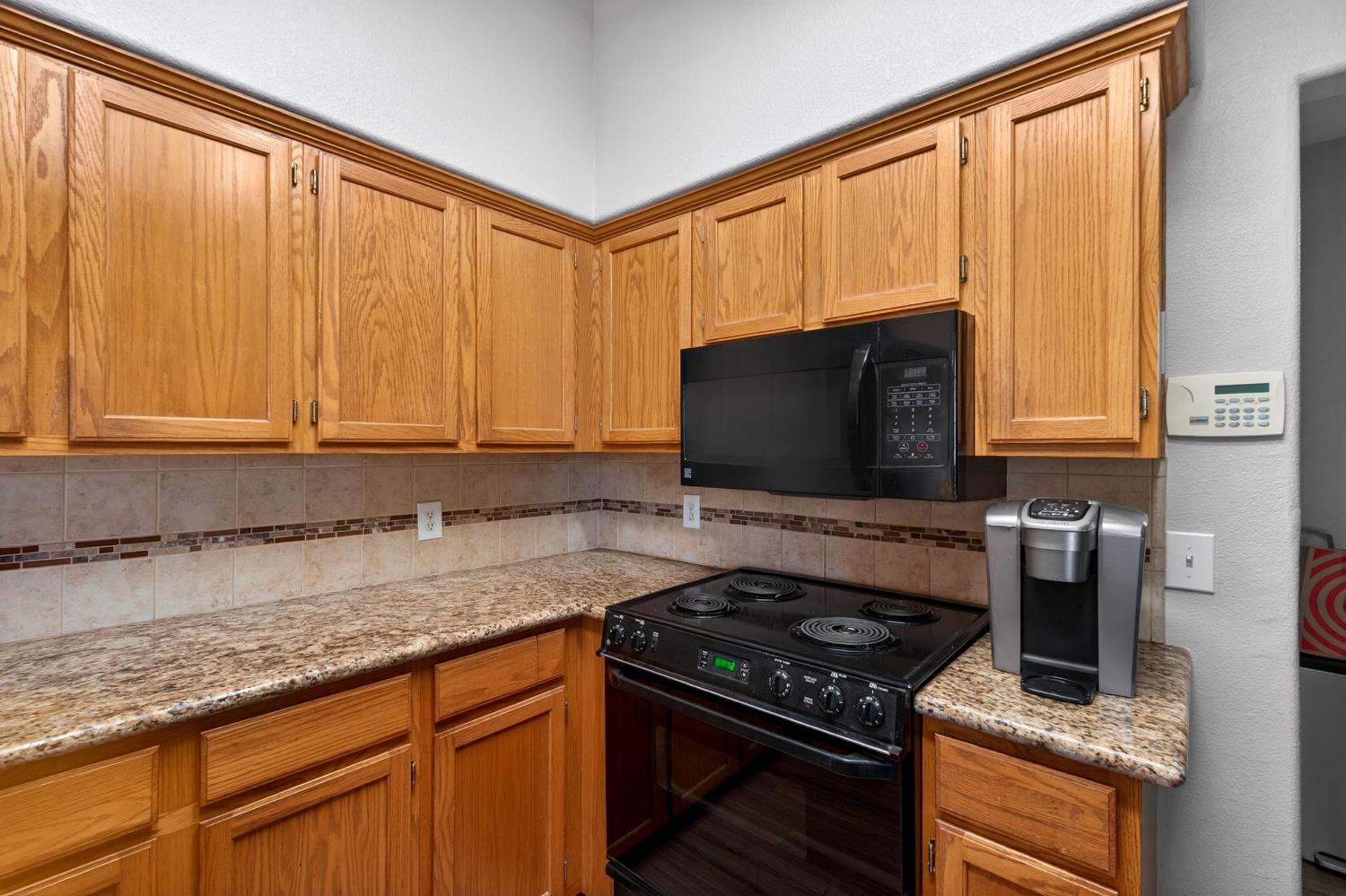1668 Bedford Avenue, Clovis, CA, 93611