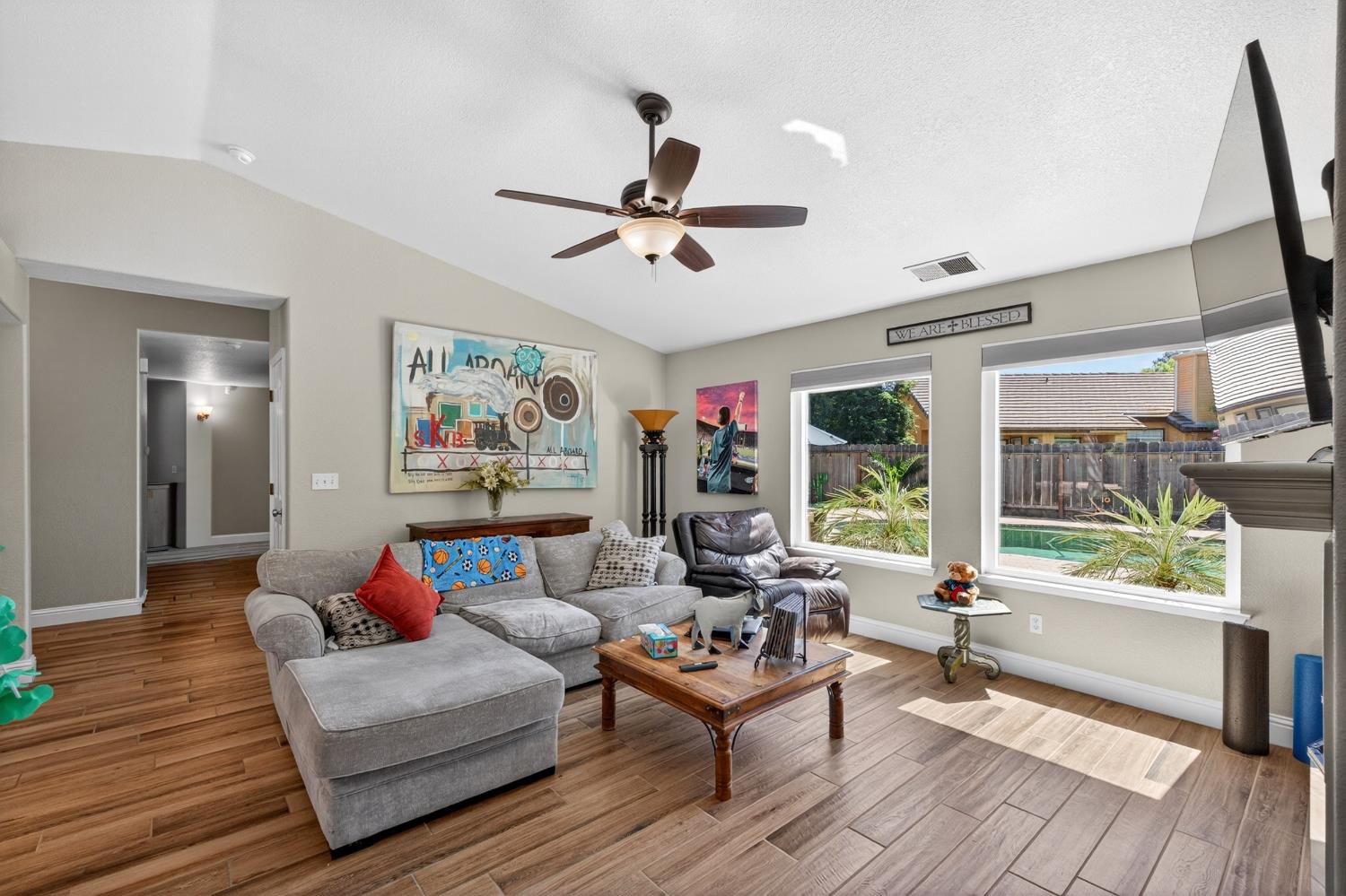1668 Bedford Avenue, Clovis, CA, 93611