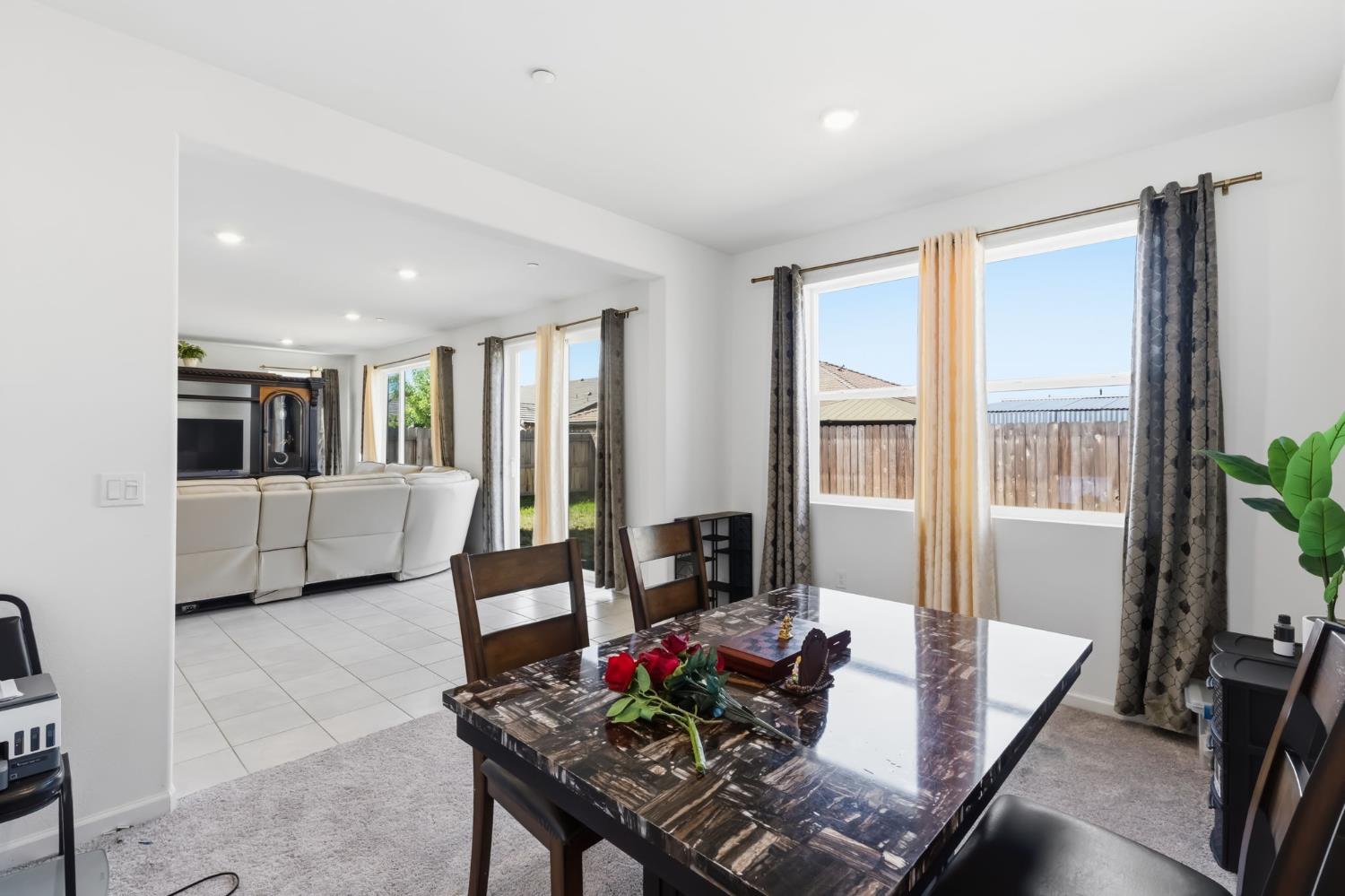 3562 E San Marino Avenue, Clovis, CA, 93619