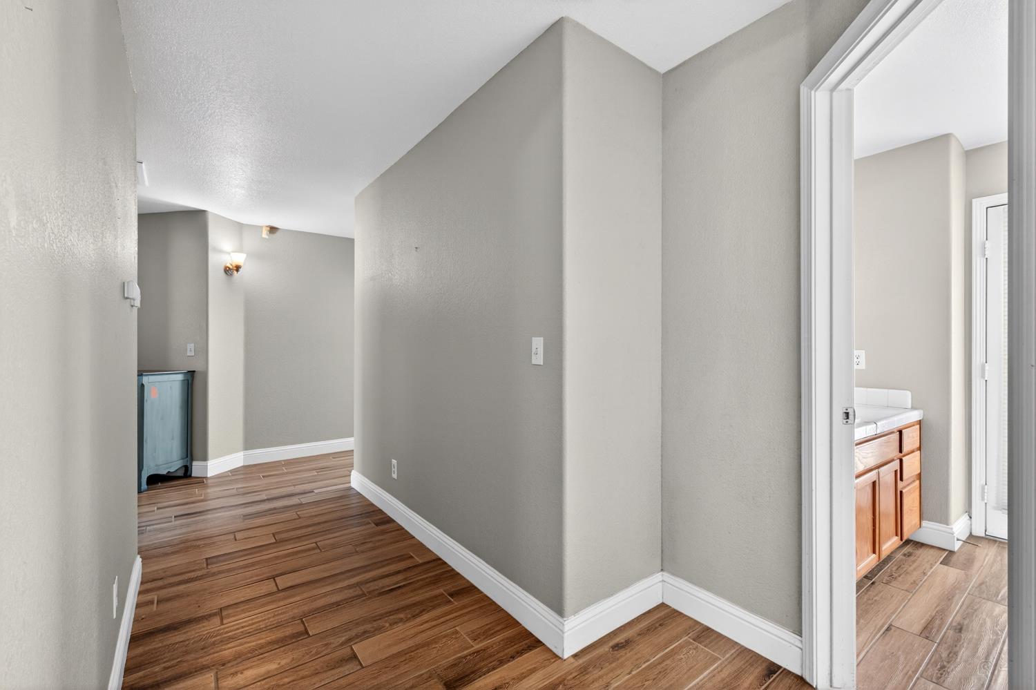 1668 Bedford Avenue, Clovis, CA, 93611